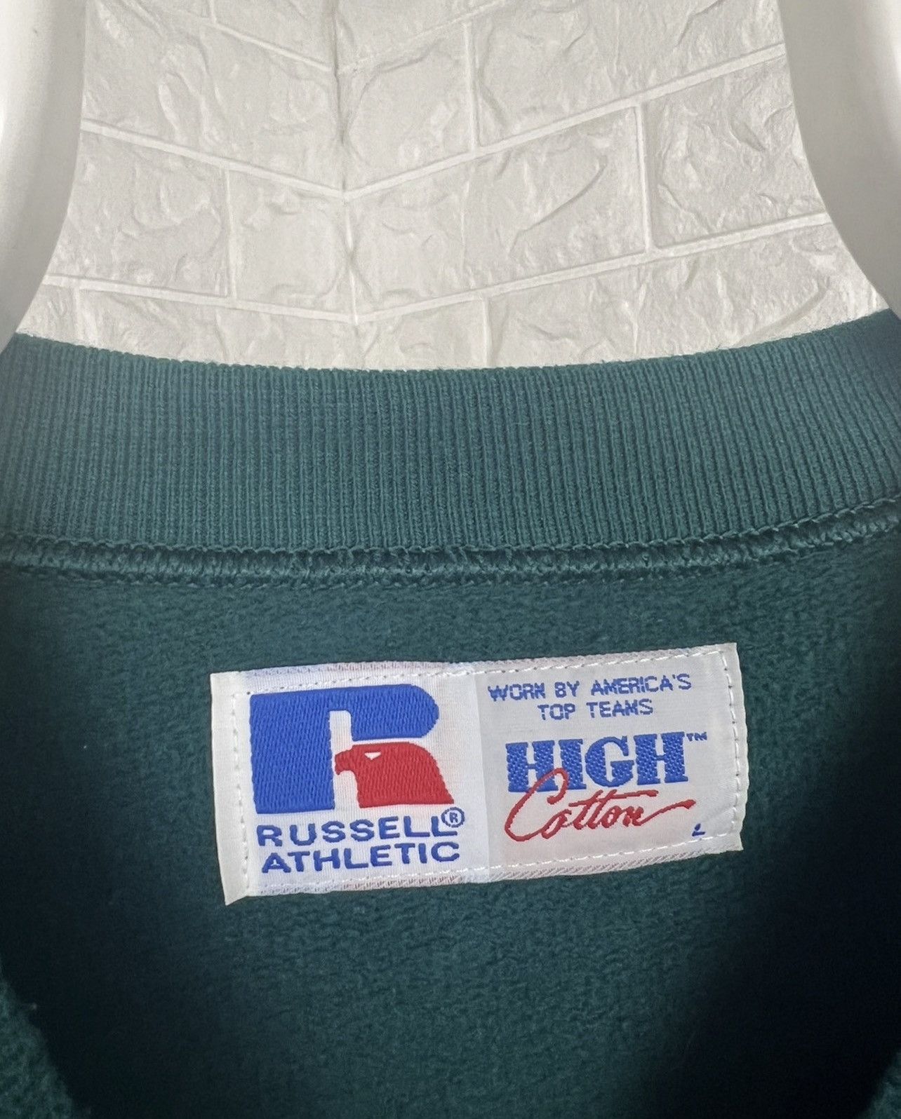 Russell Athletic × Vintage Vintage Russell Athletic Sweatshirt Faded Size US L / EU 52-54 / 3 - 10 Thumbnail