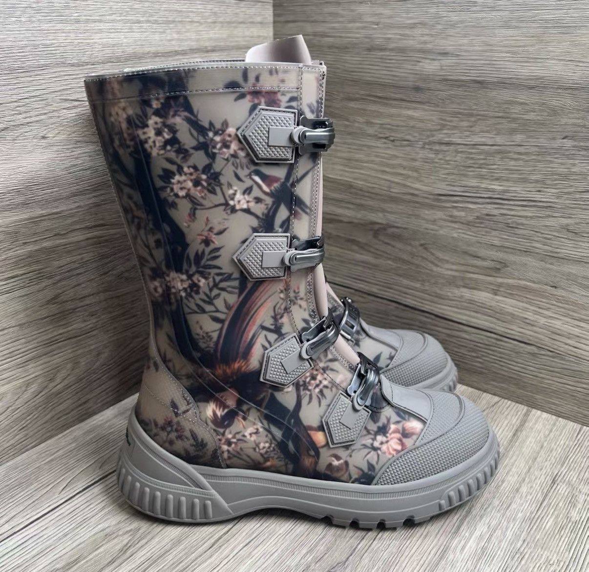 Dior Dior Grey Floral Buckle Martin Boots J41 Size US 7 / IT 37 - 4 Thumbnail