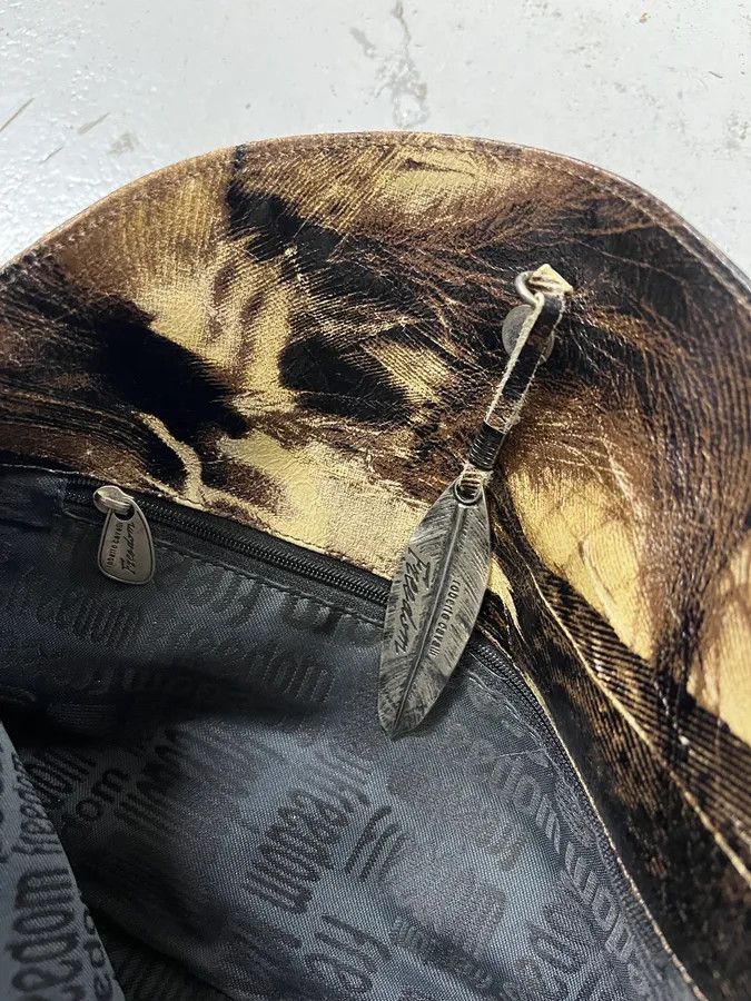 Roberto Cavalli Roberto Cavalli Feather Charm Black & Beige Handle Bag Size ONE SIZE - 7 Thumbnail