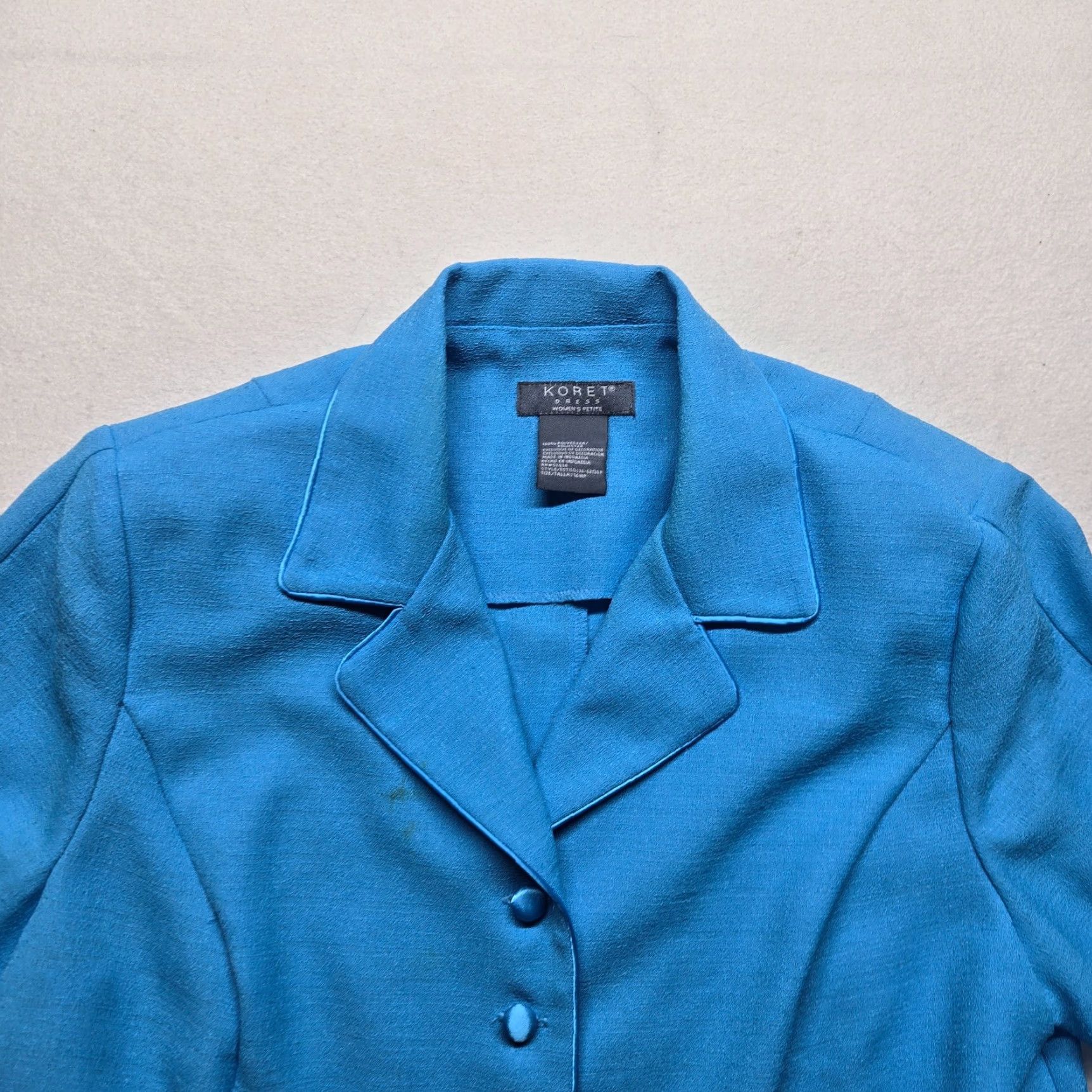 Vintage Koret Blazer Solid Blue Button Up Jacket Career Office Adult Women's Size 16WP Tweed Solid Blue Blazer Women 16P Koret Blazer Size XXL / US 16-18 / IT 52-54 - 4 Thumbnail