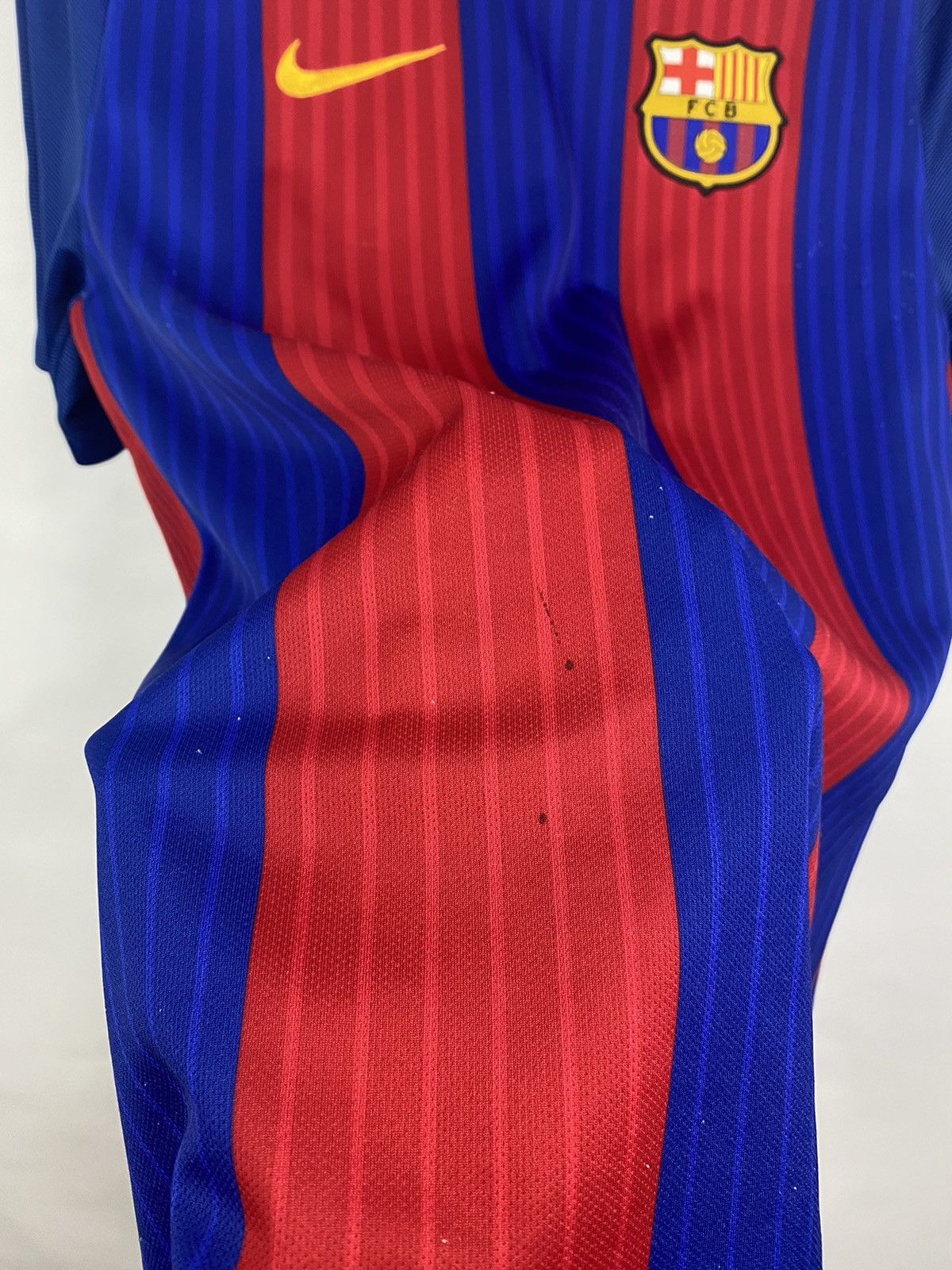Nike F. C. Barcelona 2016 Nike Soccer Jersey t-shirt Size US M / EU 48-50 / 2 - 14 Thumbnail