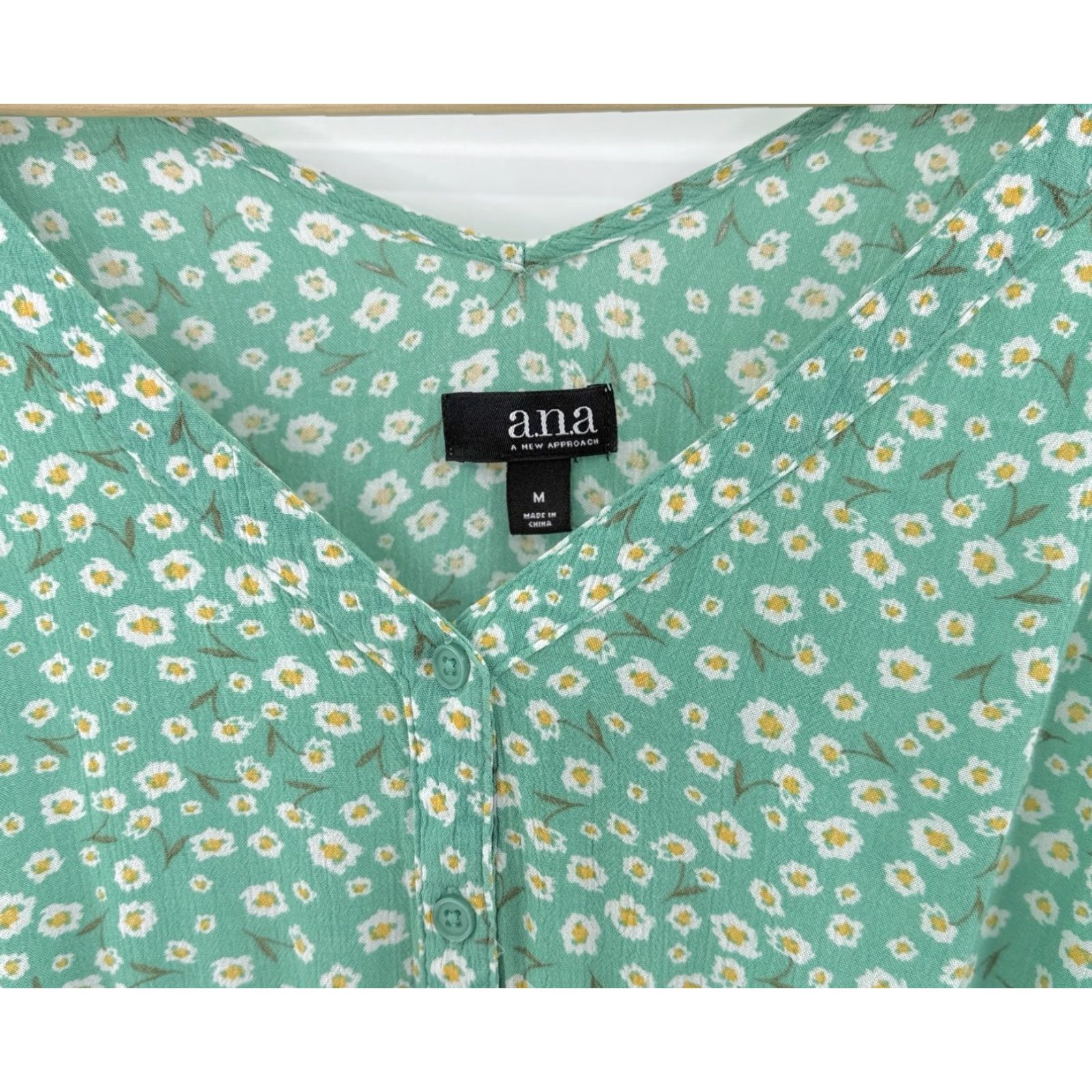 Vintage a.n.a Women's Mint Green Floral Sleeveless Dress M Beachy Coastal Summer Dress Cat: Dress Shirt? (Keep consistent) Size M / US 6-8 / IT 42-44 - 6 Thumbnail