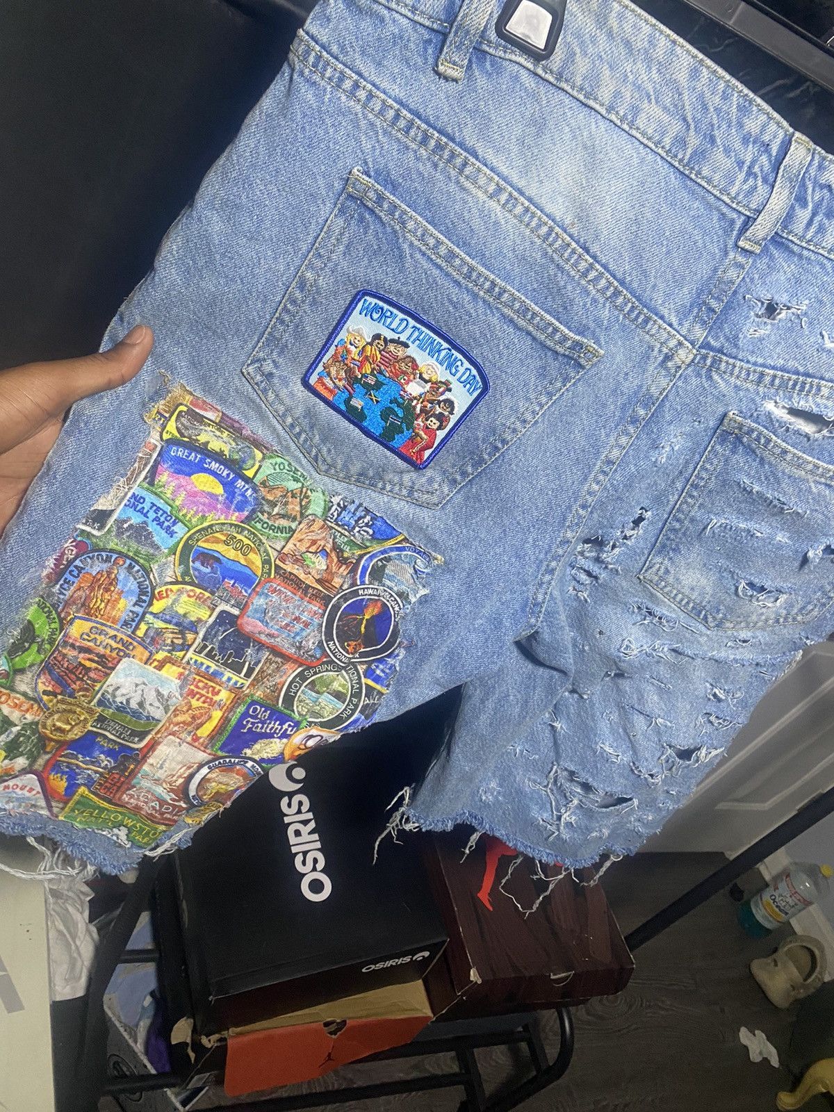Other 1of1 custom distressed jorts Size US 34 / EU 50 - 3 Thumbnail