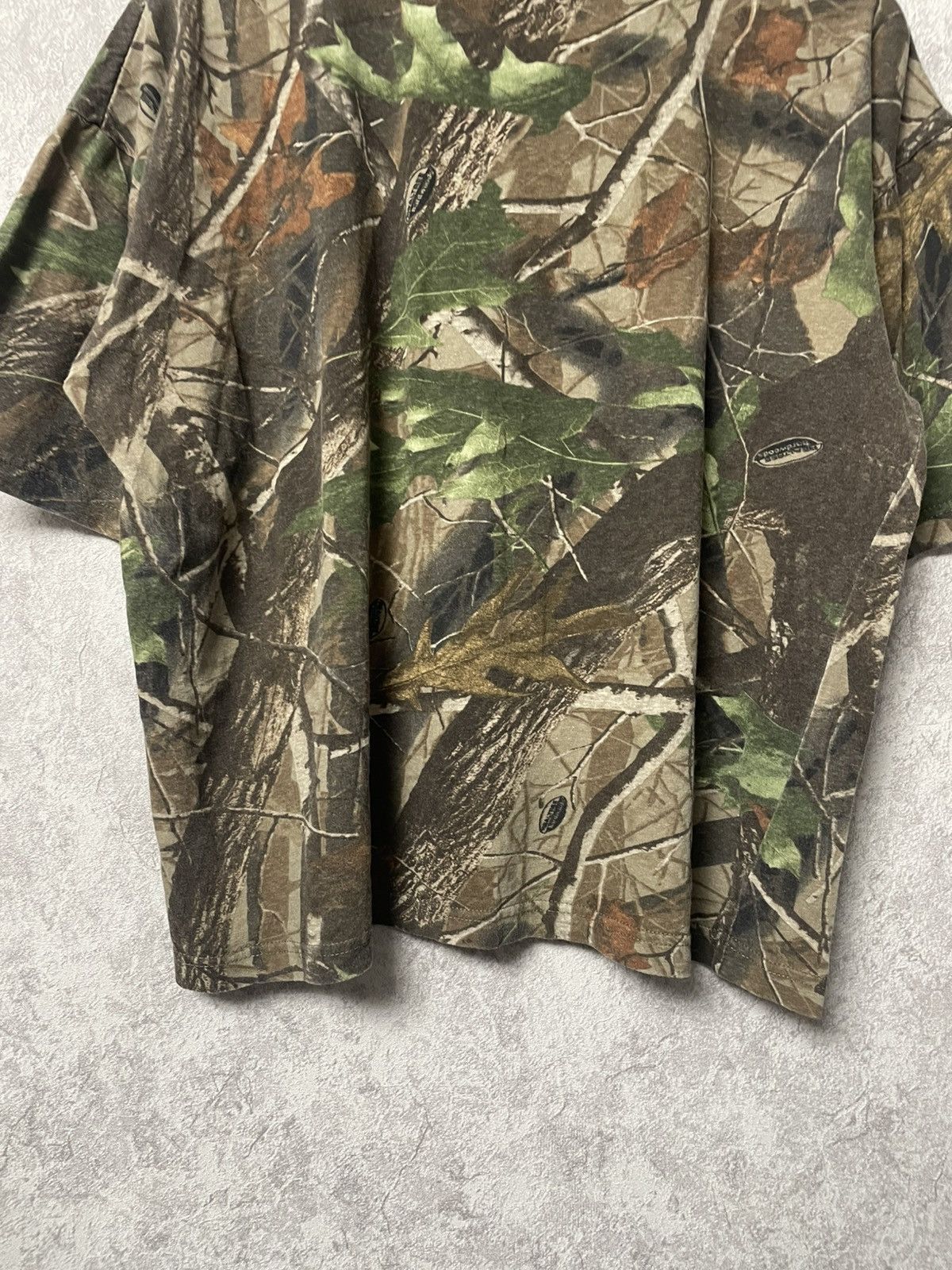 Realtree Vintage Realtree Camo Oversized T-Shirt Y2K Size US L / EU 52-54 / 3 - 14 Thumbnail