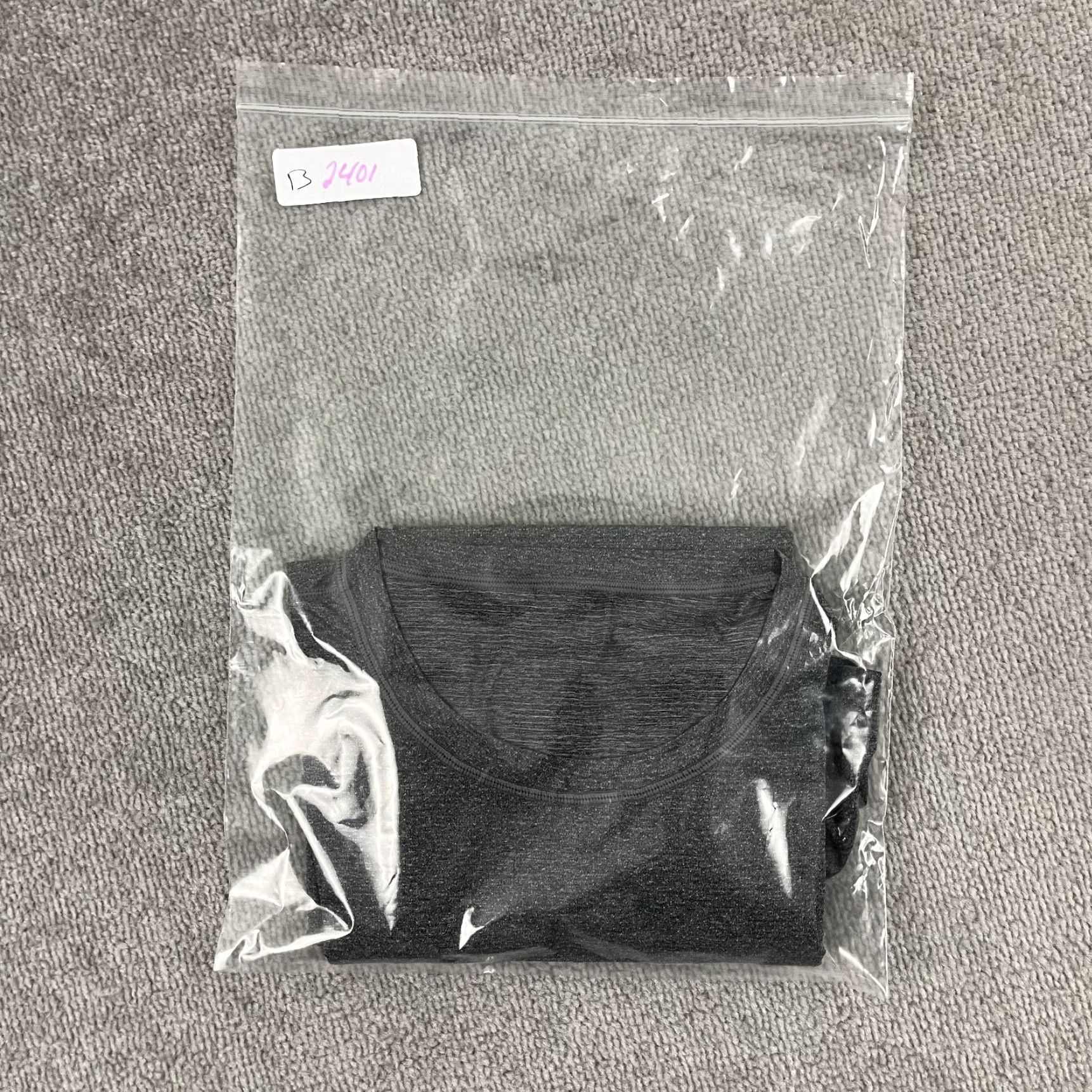 Vuori Vuori Shirt Mens L Gray Active Performance Pocket Tee Athletic Short Sleeve Fan Classic Outdoor Sports Shirt Size US L / EU 52-54 / 3 - 6 Thumbnail