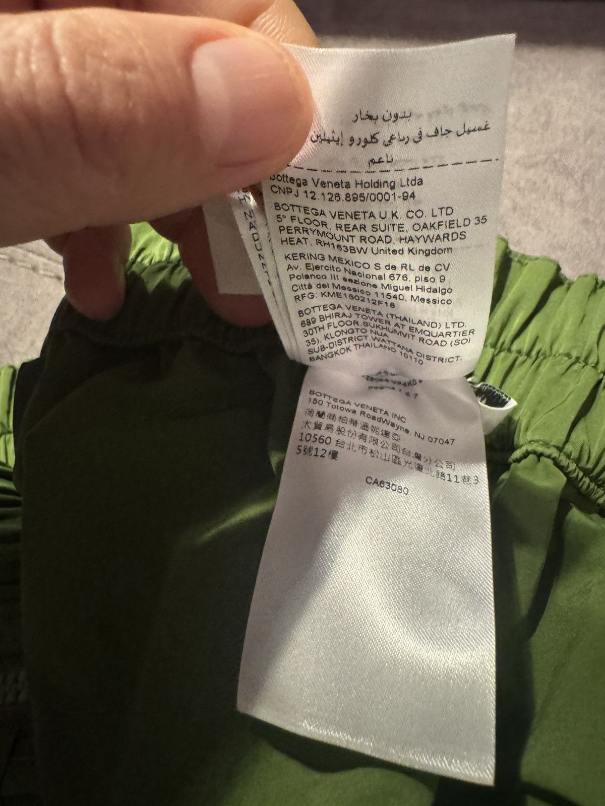 Bottega Veneta BOTTEGA VENETA nylon pants sizes in photos by tape measure Size US 29 - 21 Thumbnail