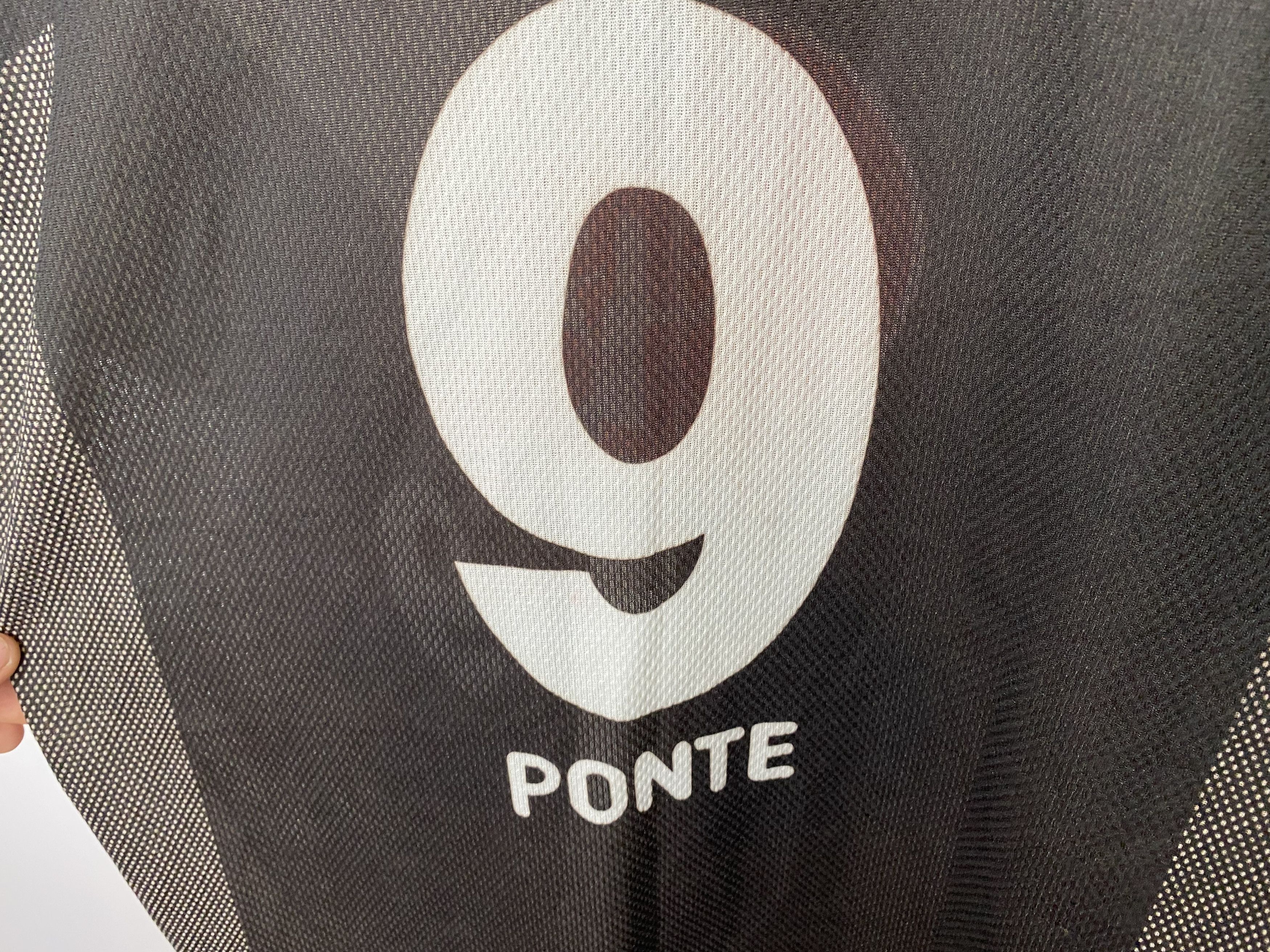 Vintage PONTE PRETA 2001 AWAY RETRO REPLICA FOOTBALL SHIRT SOCCER Size US S / EU 44-46 / 1 - 3 Thumbnail