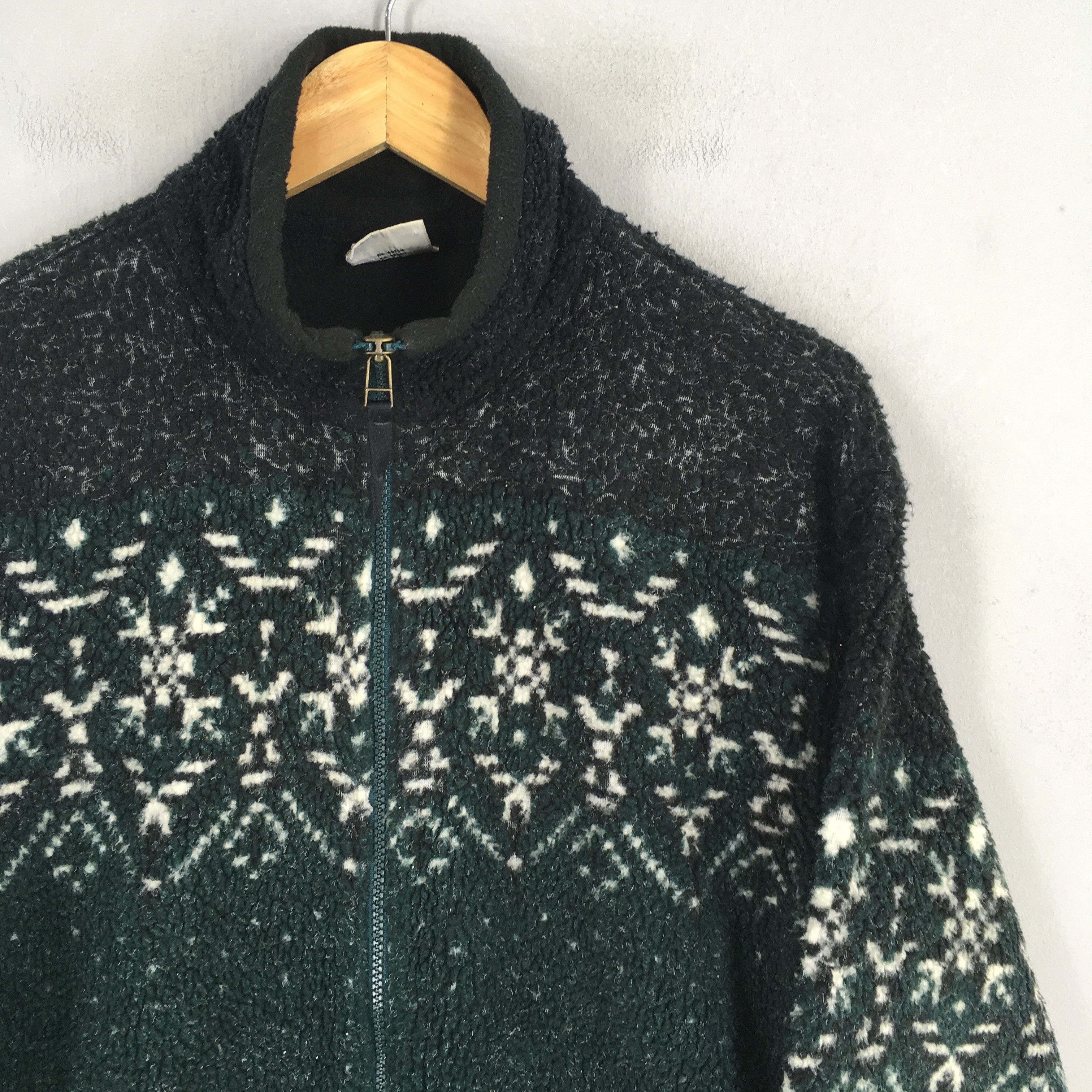 Columbia × Vintage Vintage 1980's Columbia Sportswear Fleece Sweatshirt Medium Size US M / EU 48-50 / 2 - 2 Thumbnail