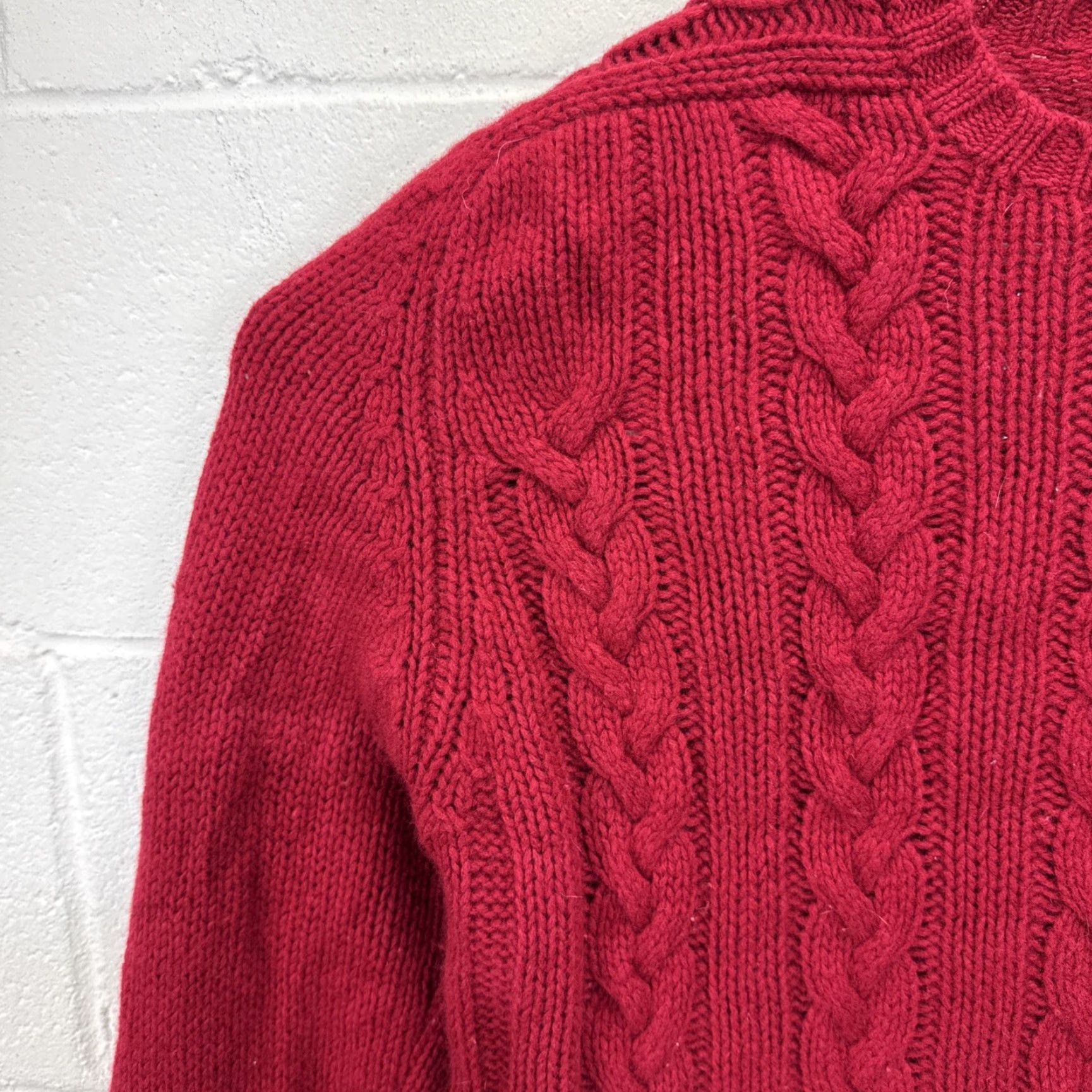 Ralph Lauren VINTAGE Polo Ralph Lauren Cable Knit Suede Elbow Patch Sweater M Red Men's Pullover 90s Preppy London Style Size US M / EU 48-50 / 2 - 4 Thumbnail