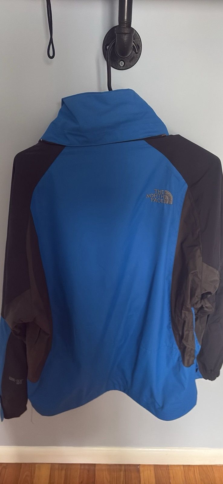 The North Face North face rain jacket Size US M / EU 48-50 / 2 - 2 Thumbnail