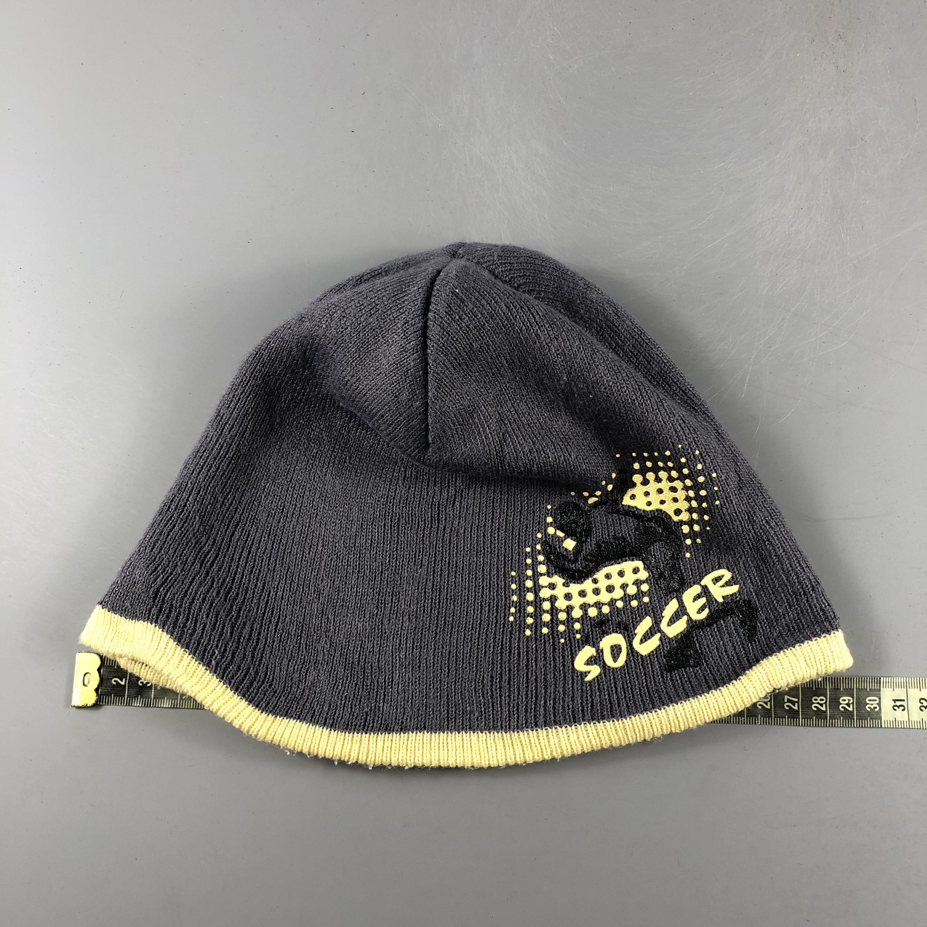 Vintage Soccer Cuffless Beanie Snow Hat Snow Cap -D136 Size ONE SIZE - 4 Thumbnail