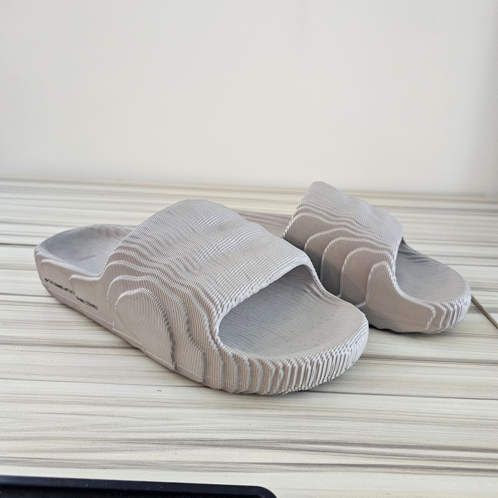Adidas Adidas Originals Adilette 22 Men's Slide Sandals Gray Size 6 Size US 6 / EU 39 - 1 Thumbnail