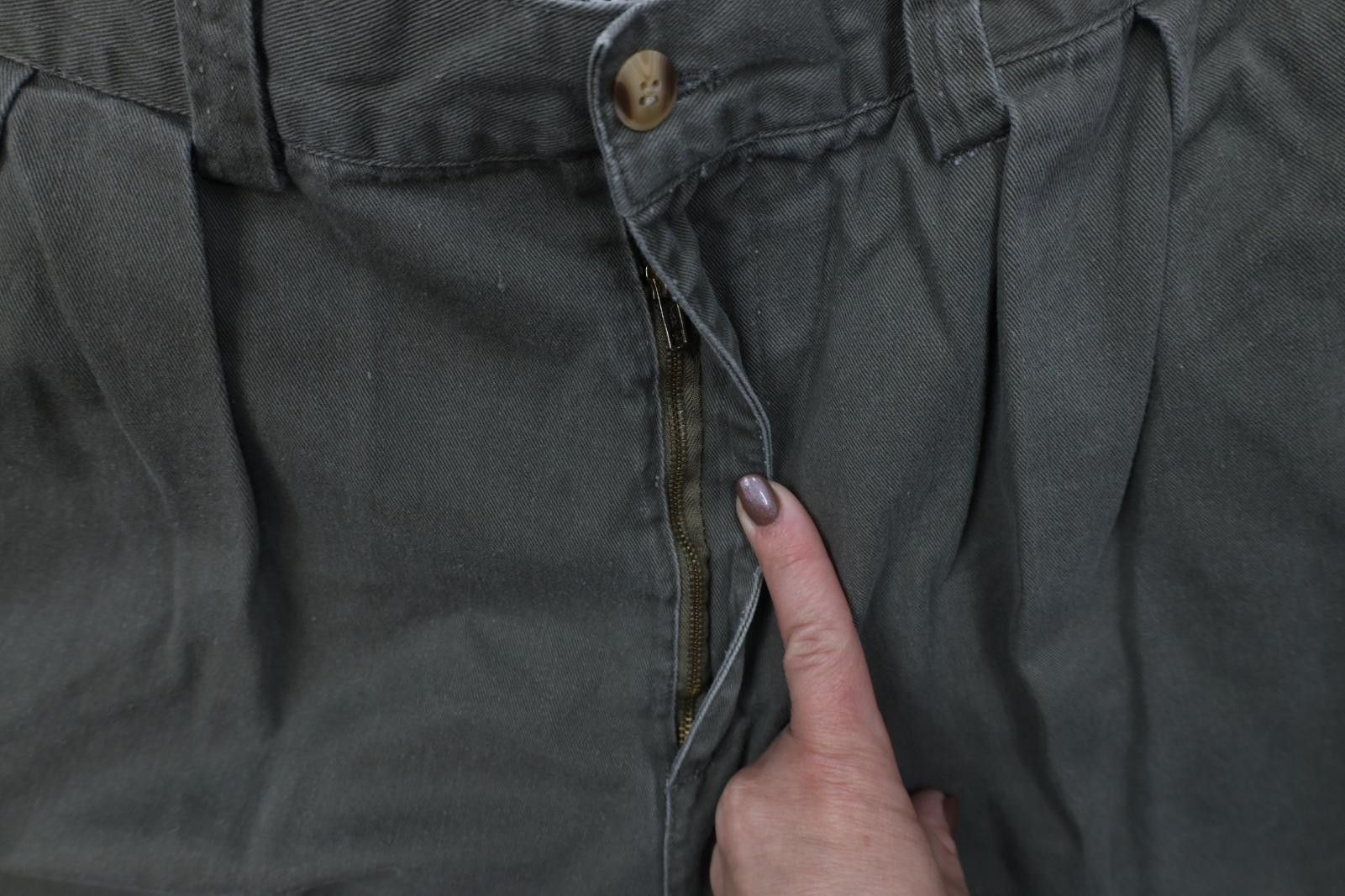 Vintage Vintage 90s Streetwear Relaxed Fit Pleated Chino Pants Size US 34 / EU 50 - 6 Thumbnail