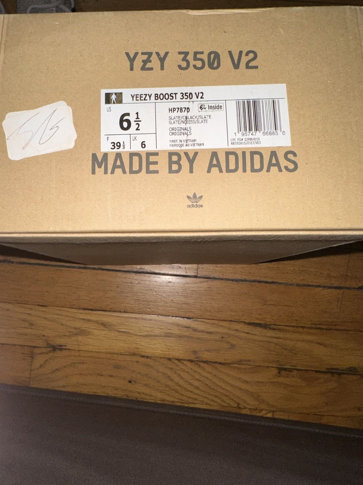 Adidas Yeezy 350 slate v2 Size US 6.5 / EU 39-40 - 4 Thumbnail