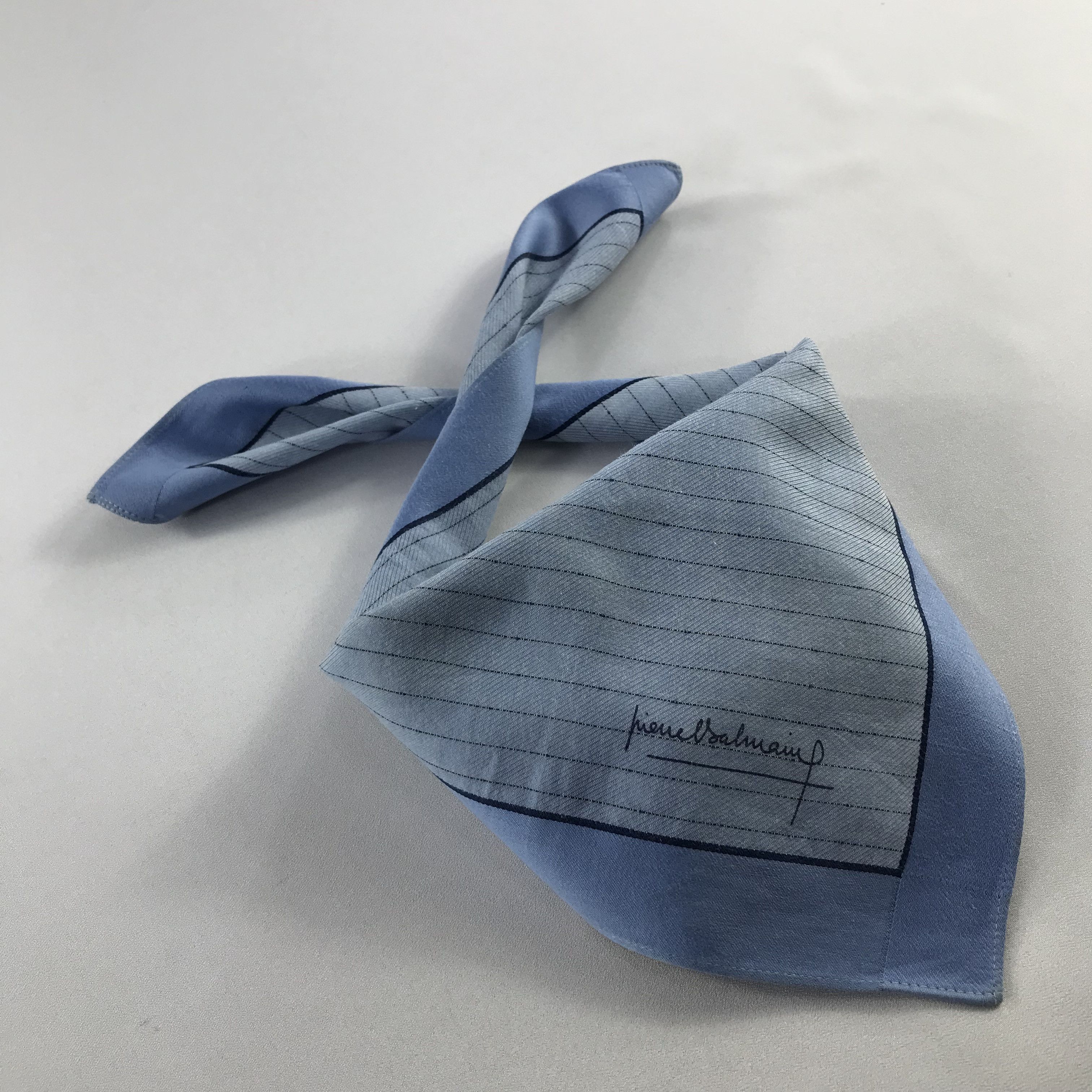 Pierre Balmain Pierre Balmain Handkerchief / Bandana / Neckerchief C713 Size ONE SIZE - 2 Thumbnail