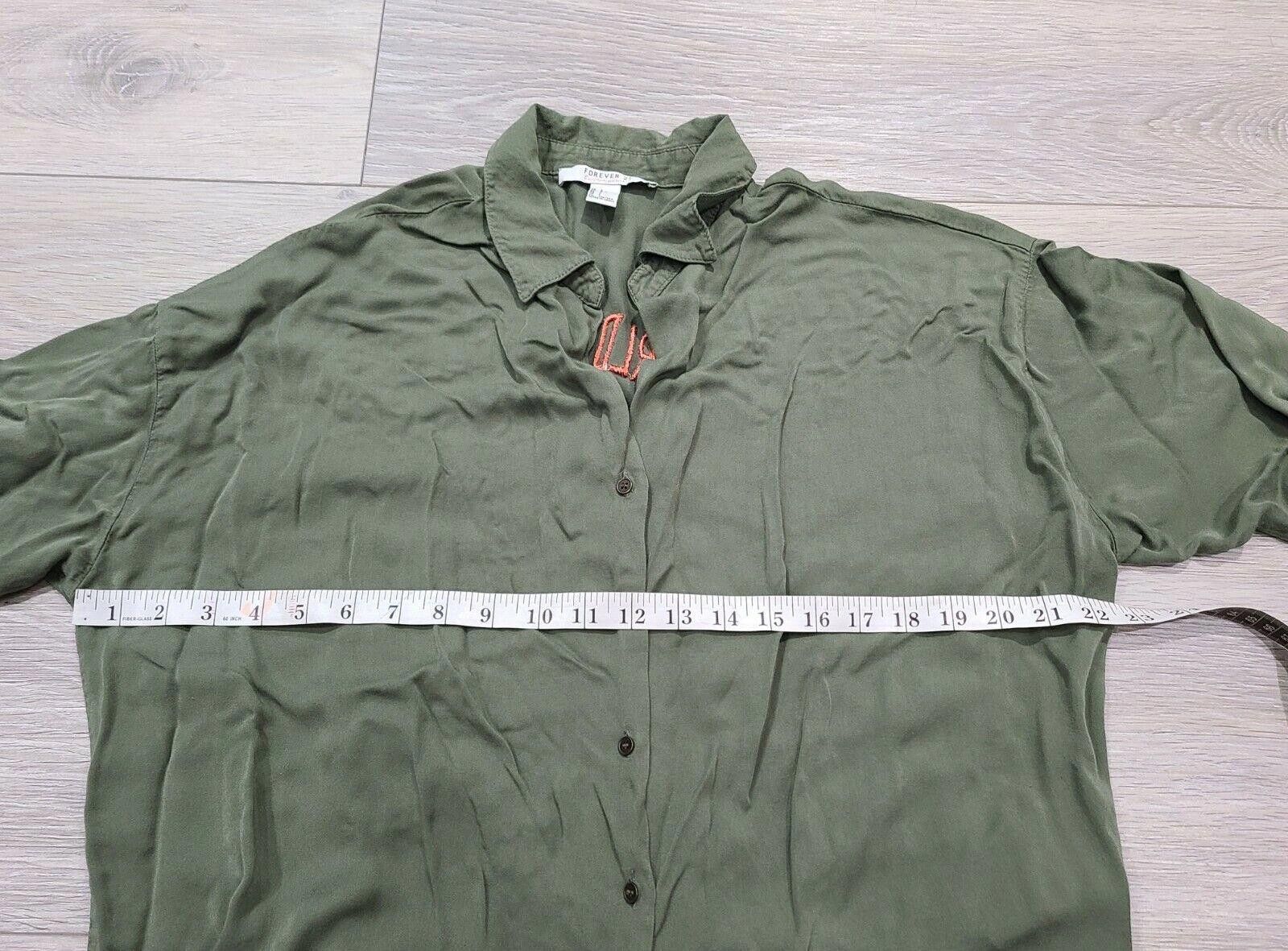 Forever 21 forever 21 contemporary Top Large World Tiger Street Green Size L / US 10 / IT 46 - 4 Thumbnail