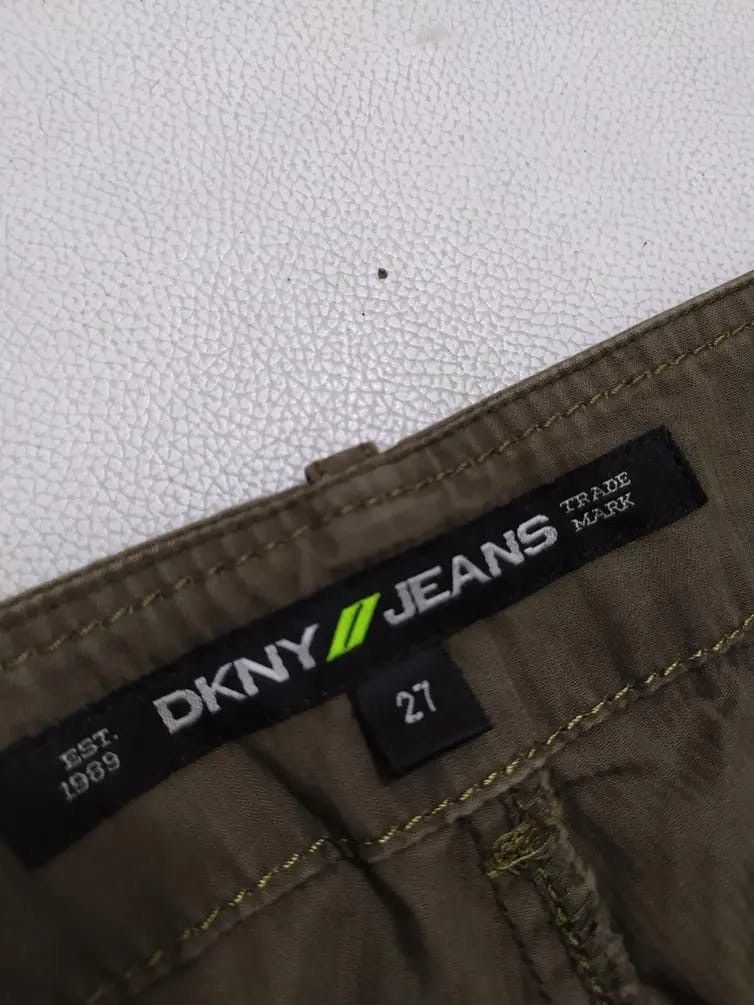 DKNY Rare DKNY Cargo Pants Straps Low Rise Nice Design Pants Size 27" / US 4 / IT 40 - 8 Thumbnail