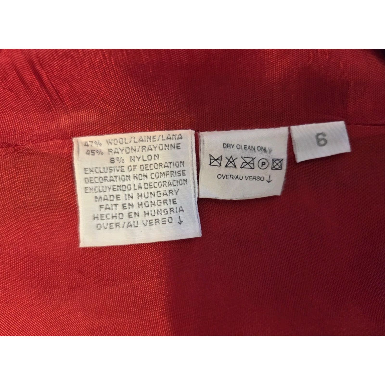 Liz Claiborne VINTAGE Liz Claiborne Blazer Jacket Wool Blend Red Plaid Five-Button Gold Button Classic 6 Womens Mens? Size M / US 6-8 / IT 42-44 - 7 Thumbnail