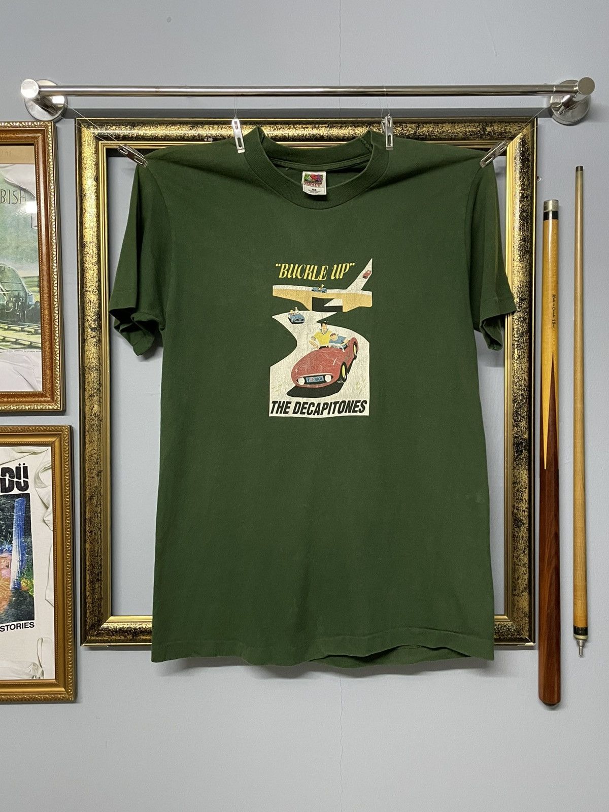 Vintage Vintage 90s The Decapitones Buckle Up Og Ska Single Stitch Size US M / EU 48-50 / 2 - 1 Thumbnail