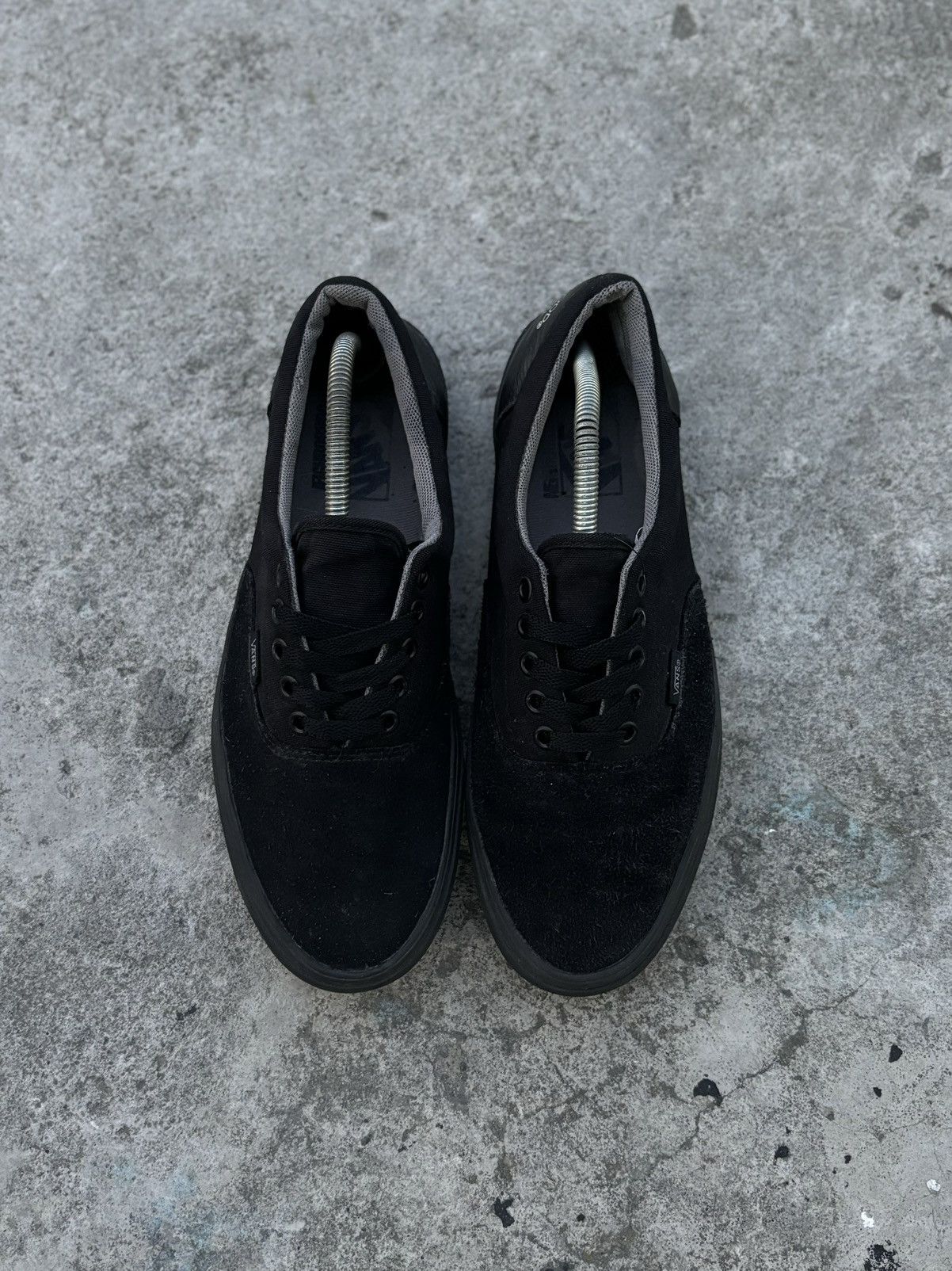 Vans Vans Era x Neighborhood Size US 9 / EU 42 - 2 Thumbnail