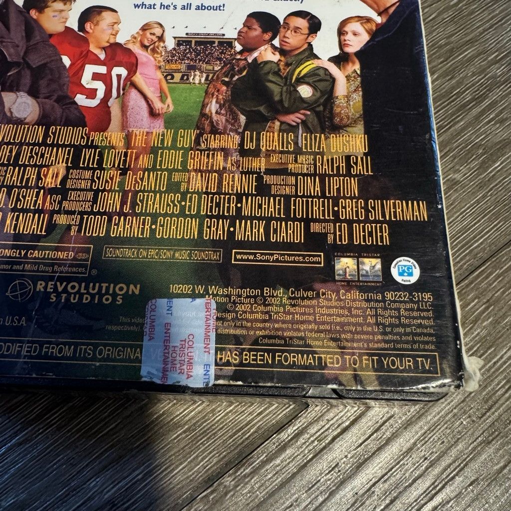 Vintage 2002 Columbia Tristar Home Entertainment The New Guy VHS Bla Size ONE SIZE - 5 Thumbnail