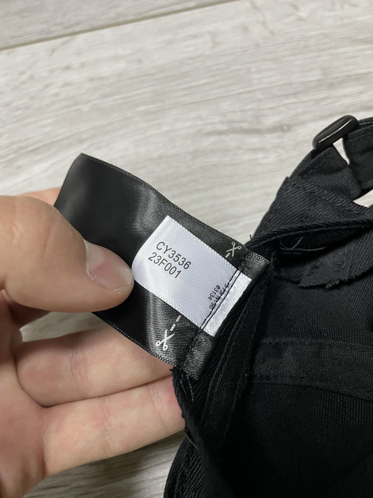 Adidas × Y-3 × Yohji Yamamoto Y-3 big logo cap sign Yohji Yamamoto x Adidas Japanese Size ONE SIZE - 9 Thumbnail