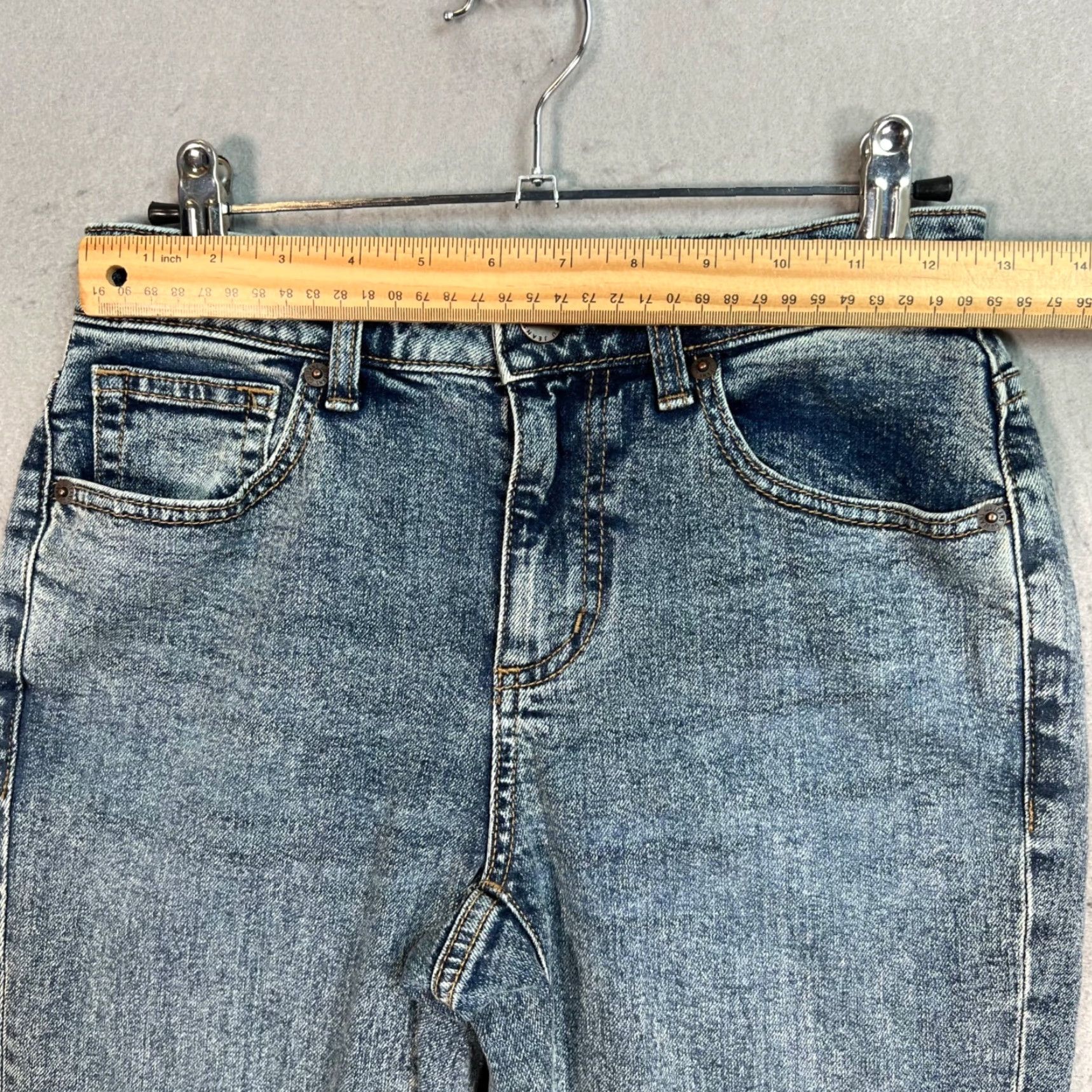 Uniqlo GU by Uniqlo Womens Size XS Flared Denim Jeans Blue Cotton Blend Size 26" / US 2 / IT 38 - 4 Thumbnail