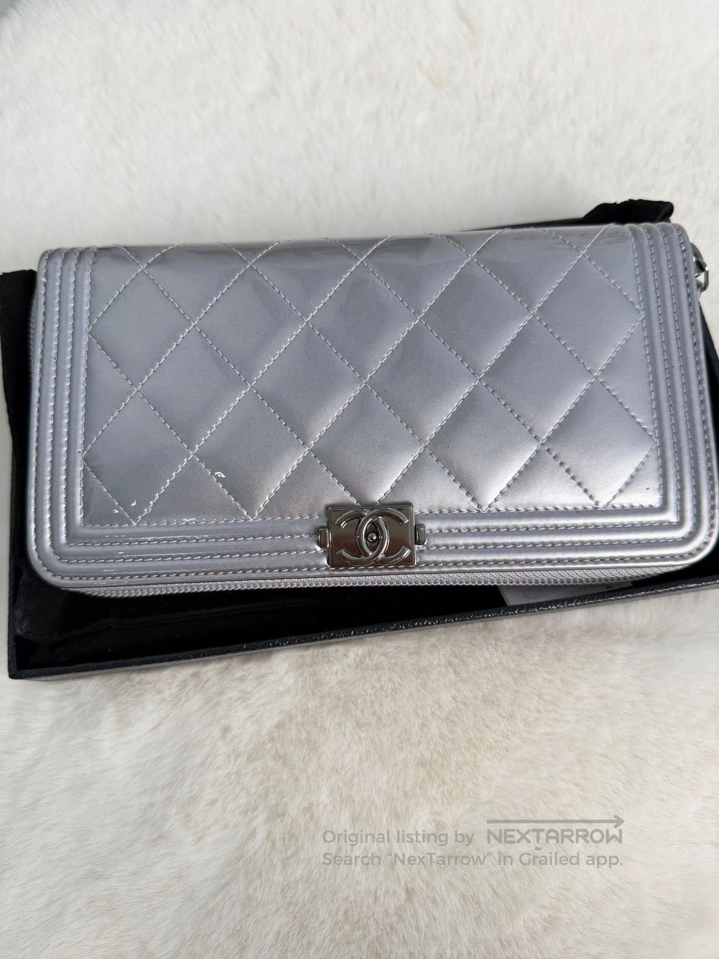 Chanel Chanel Metallic Calfskin Wallet. Size ONE SIZE - 1 Thumbnail