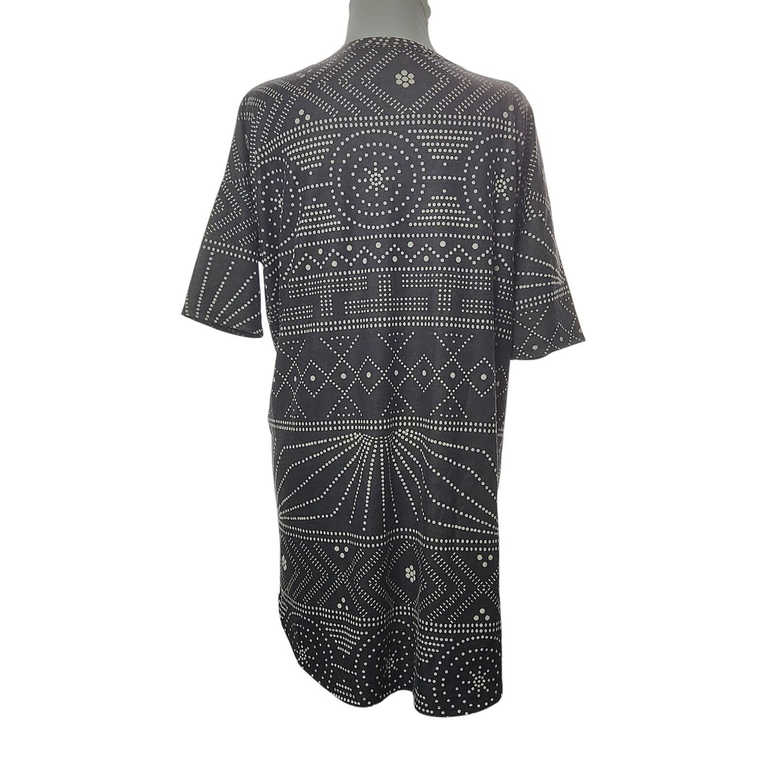 Other LuLaRoe Women's Size XS Top Black & Cream Geometric Dot NWT Size XS / US 0-2 / IT 36-38 - 5 Thumbnail