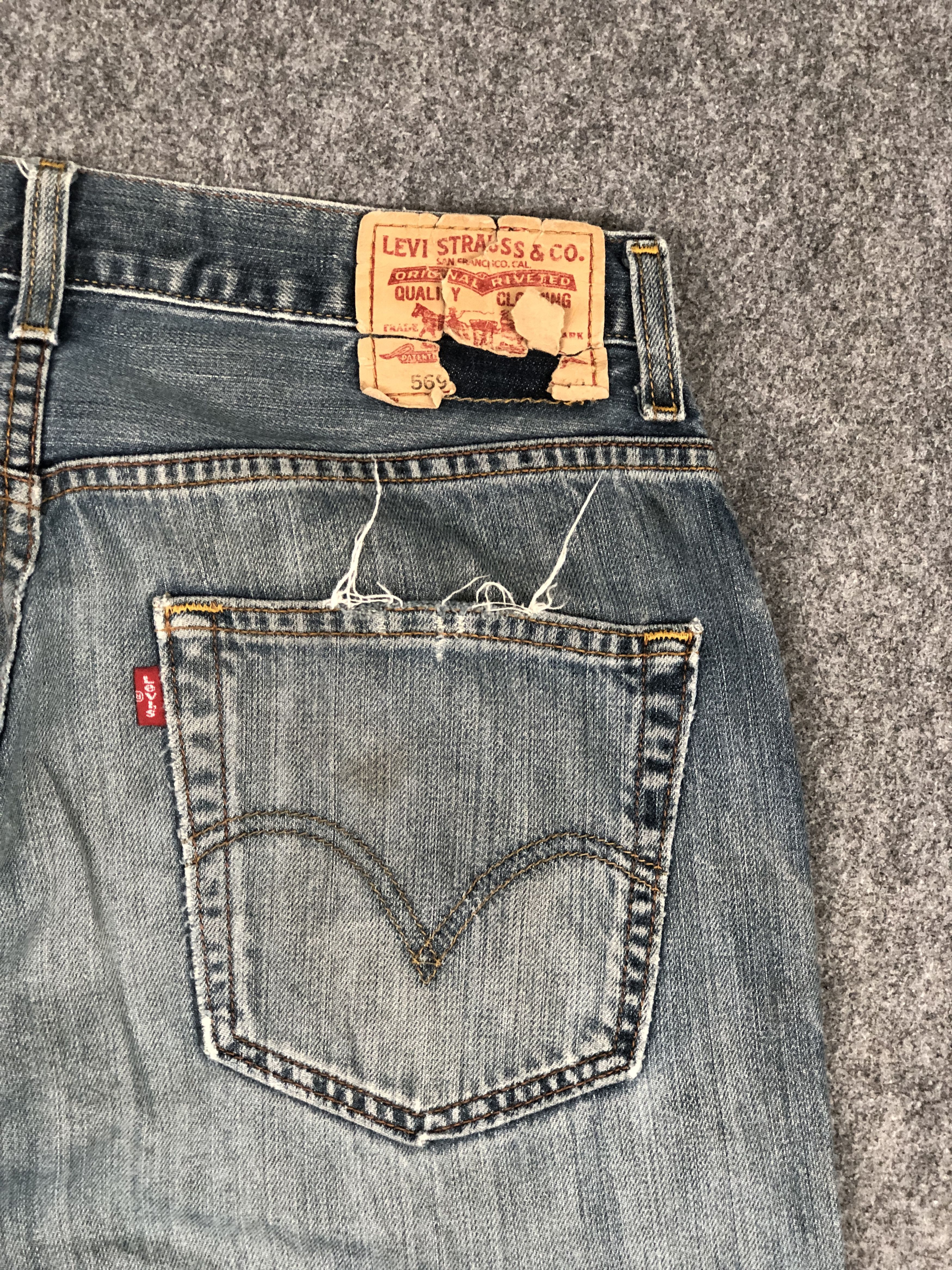 Levi's Distressed Vintage Levis 569 Faded Jeans DP2357 Size US 29 - 18 Thumbnail