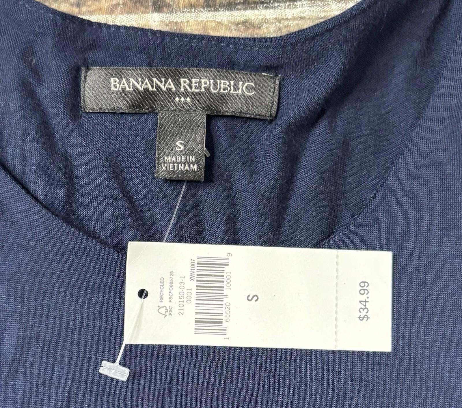 Banana Republic Banana Republic Top Women's Small Navy Overlay Layer NEW Size S / US 4 / IT 40 - 2 Thumbnail