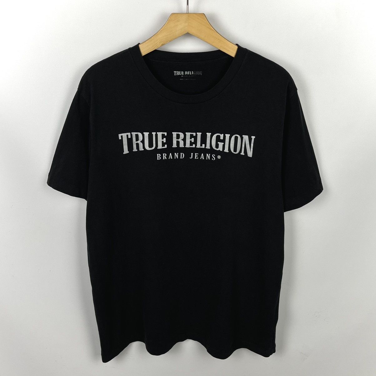 True Religion Vintage True Religion y2k reflective big logo T Shirt 00’s Size US L / EU 52-54 / 3 - 1 Thumbnail