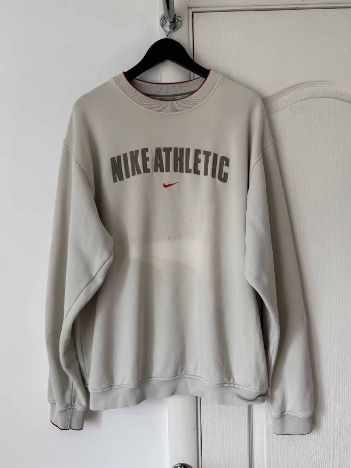 Nike Vintage 90s Nike Athletic Embroidered Logo Distress Sweatsh Size US L / EU 52-54 / 3 - 1 Thumbnail