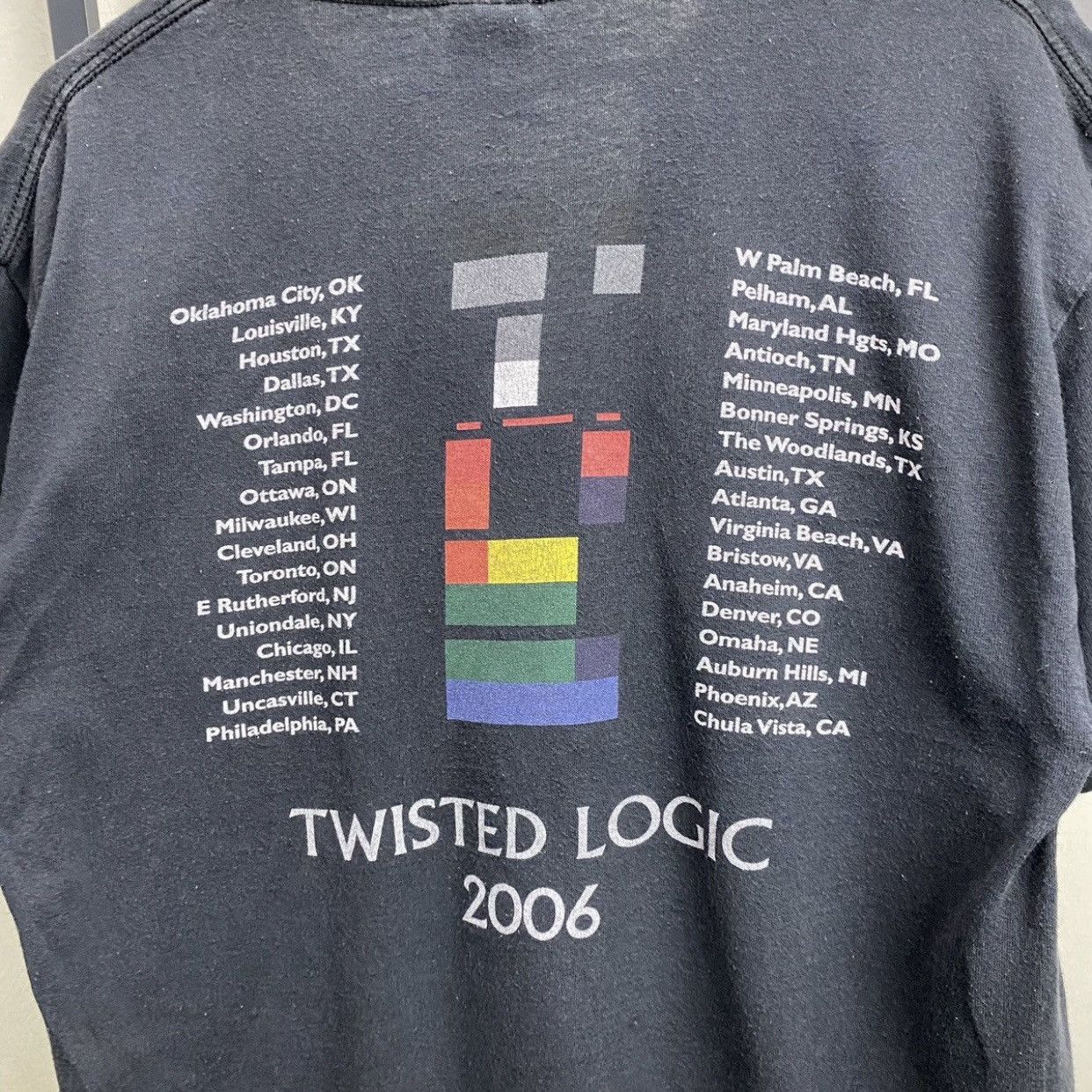 Band Tees Y2K Vintage Coldplay Twisted Logic North American Tour Tee Size US M / EU 48-50 / 2 - 4 Thumbnail