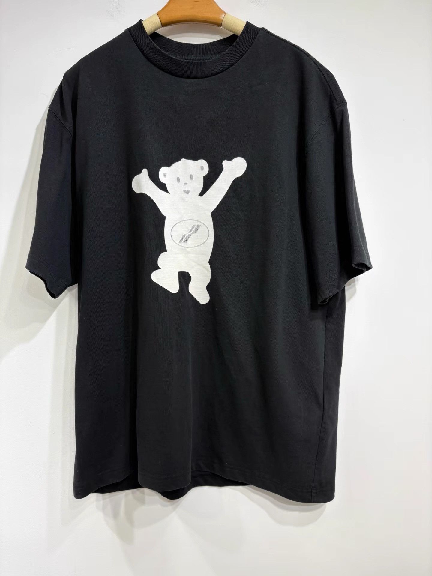 WE11DONE WE11DONE Bear Printed Short Sleeve T-shirt K29 Size US S / EU 44-46 / 1 - 1 Thumbnail