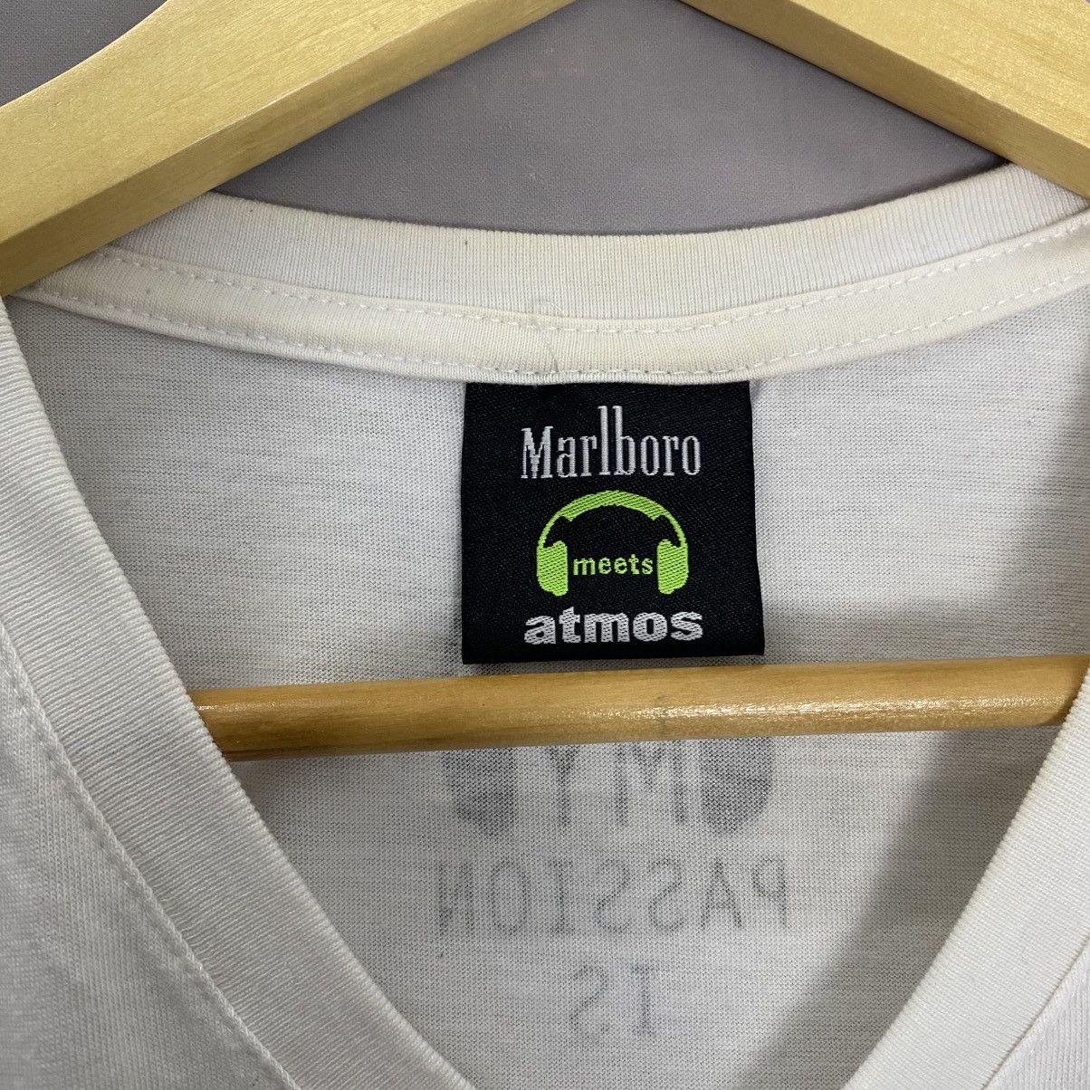 Japanese Brand × Marlboro × atmos Marlboro X Atmos Backhit Graphic tee Size US M / EU 48-50 / 2 - 11 Thumbnail