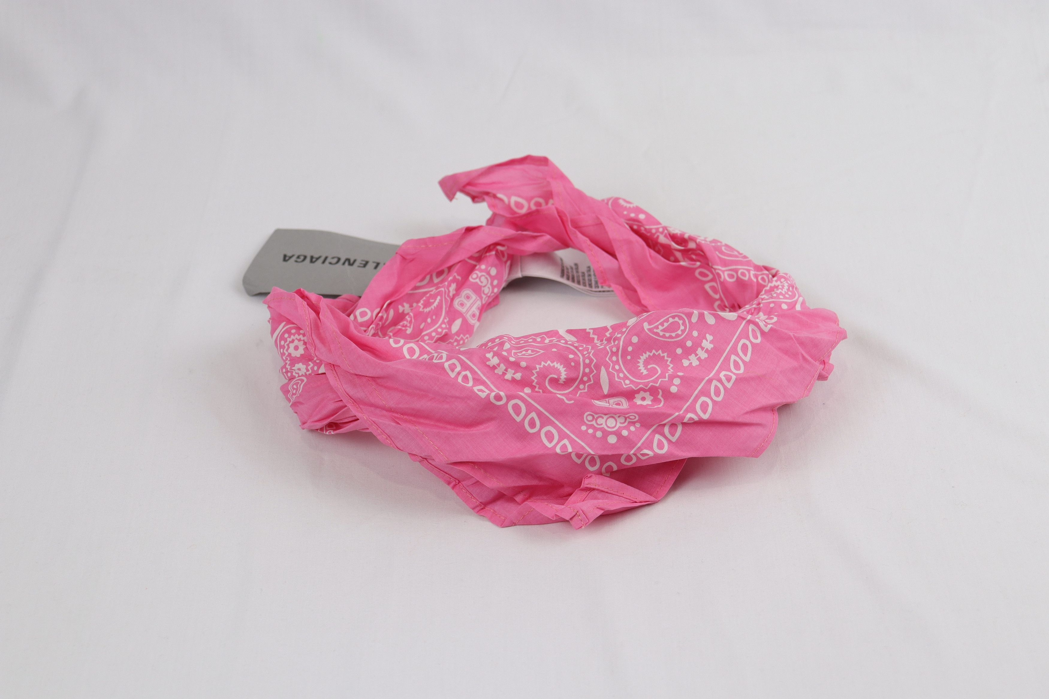 image of Balenciaga O1Rshd11223 Scared Scarf In Pink, Men's