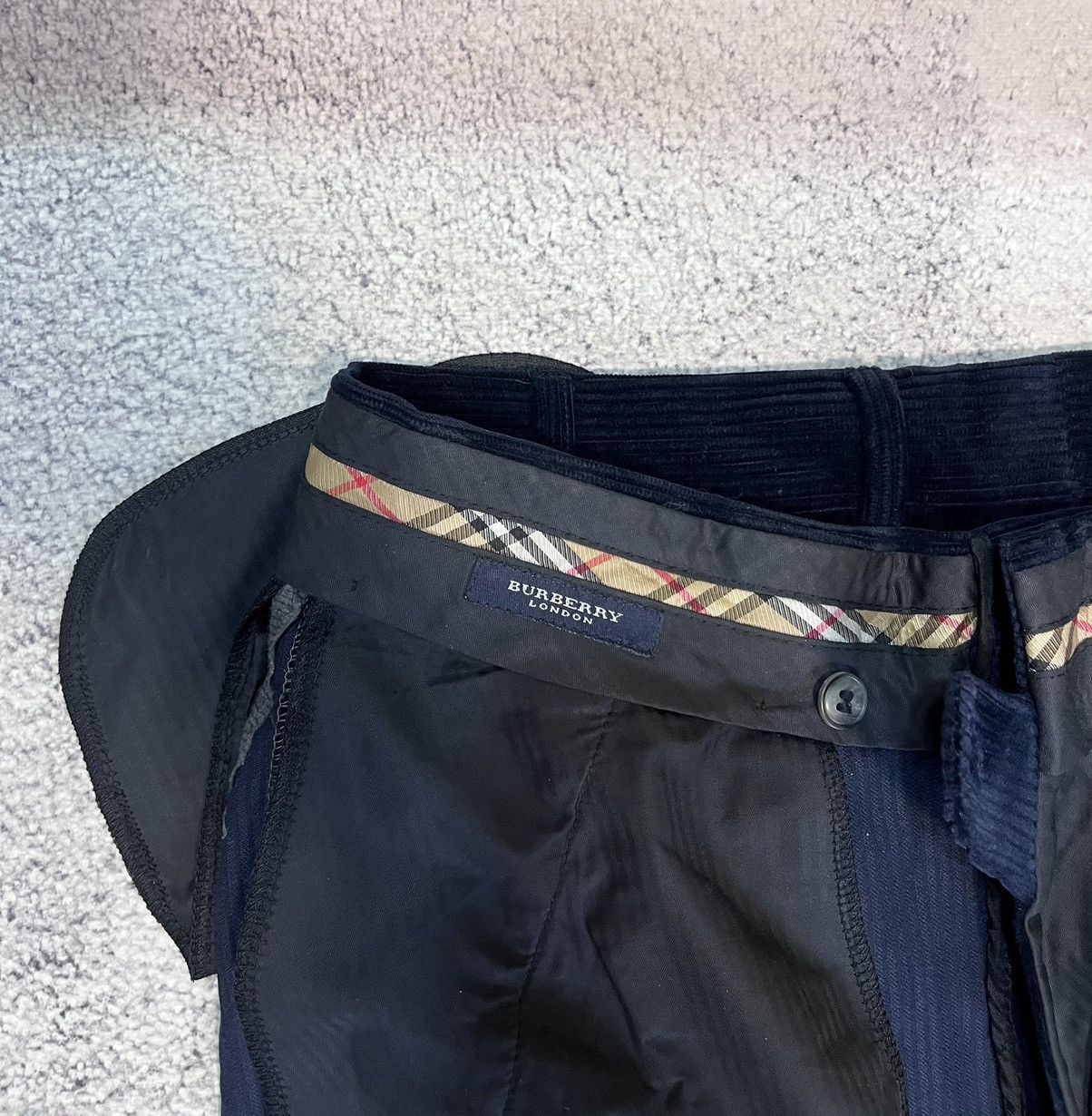 Burberry Burberry London Men’s Corduroy Pants Vintage Jeans Navy Blue Size US 36 / EU 52 - 13 Thumbnail