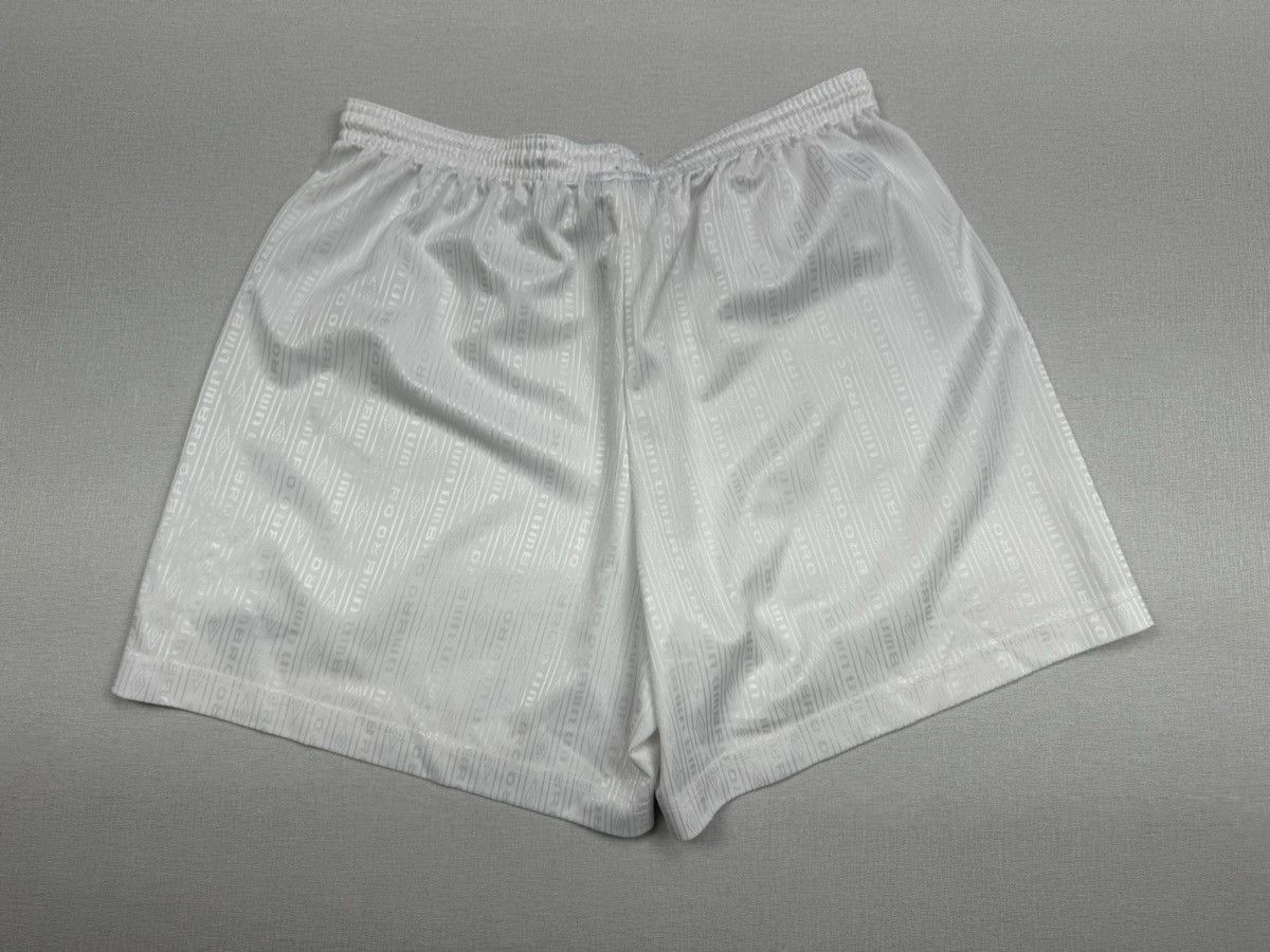 Umbro × Vintage Men’s Vintage Umbro Monogram Soccer Football Shorts size L Size US 34 / EU 50 - 5 Thumbnail