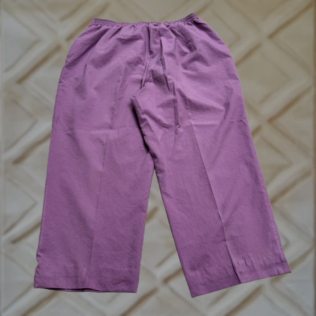 Vintage Womens Purple Cropped Tapered Leg Pants Dress Pants Workwear Casual Black Friday? Size 36" / US 14 / IT 50 - 1 Thumbnail