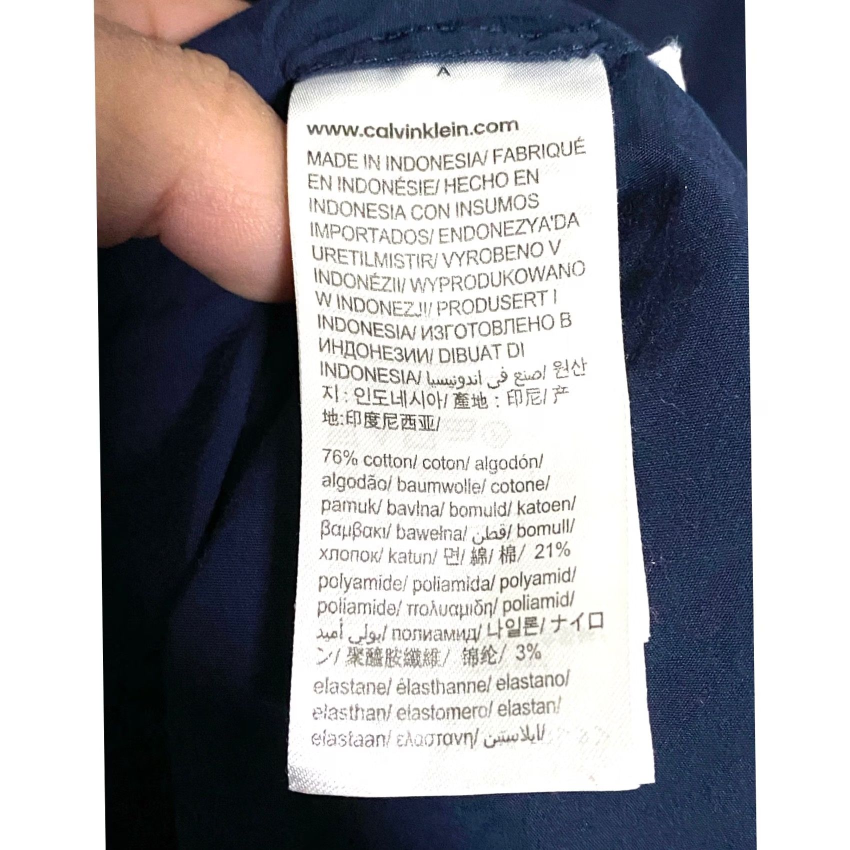 Calvin Klein Calvin Klein Dark Blue Button Dress Shirt Men M Classic Minimalist Business Shirt Size 40R - 6 Thumbnail