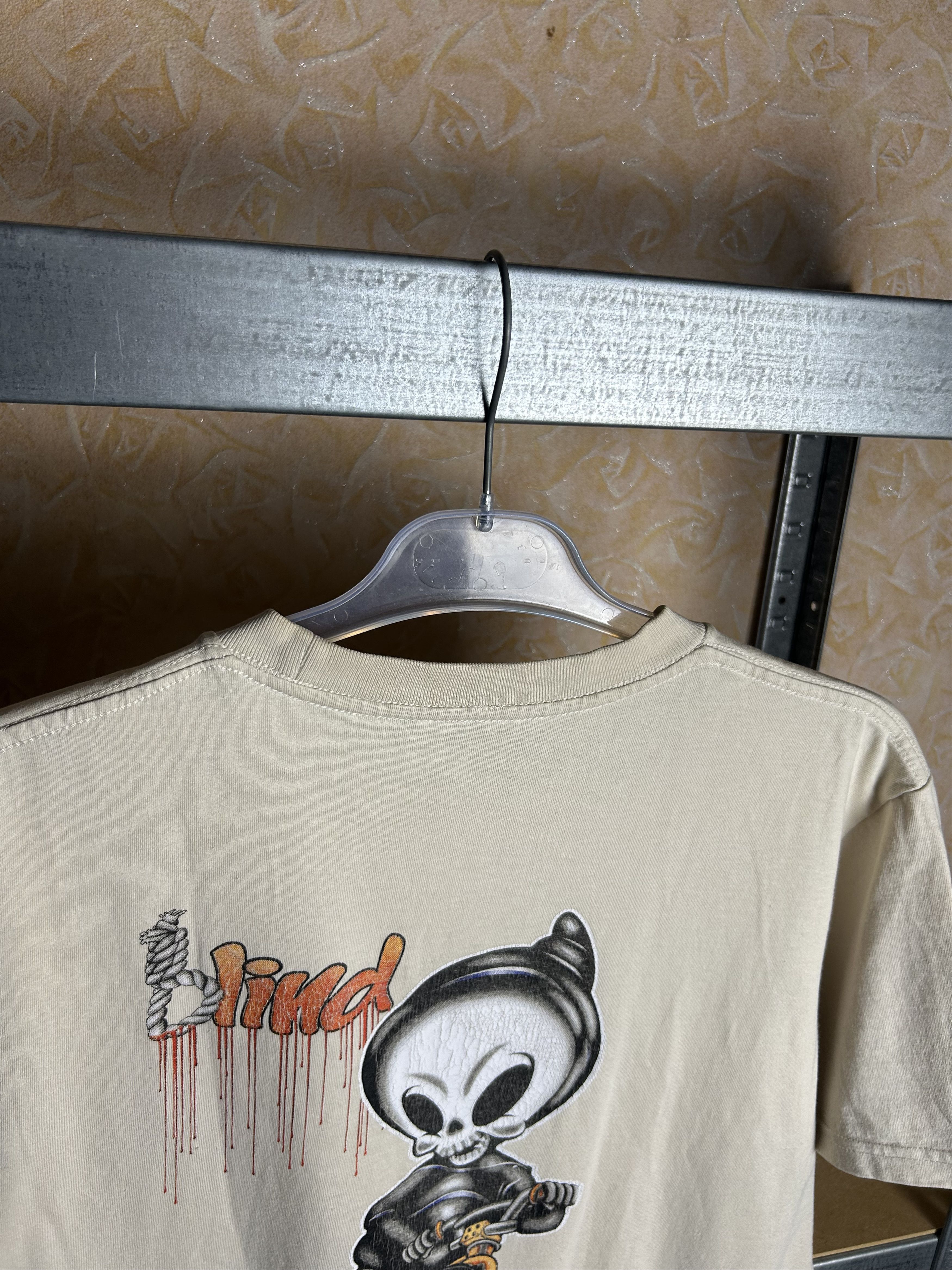 Blind Skateboards Vintage 90s Blind Skateboards Streetwear Graphic T-shirt Size US M / EU 48-50 / 2 - 14 Thumbnail