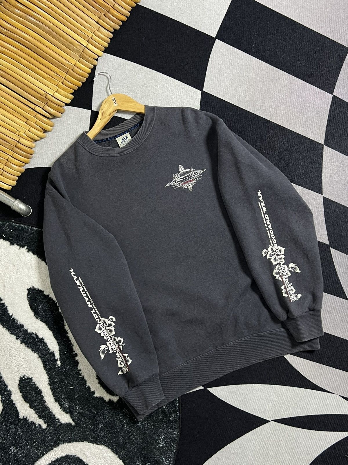 Other VINTAGE 90’s PIKO SURF BACKHIT CREWNECK SWEATSHIRT Size US L / EU 52-54 / 3 - 7 Thumbnail