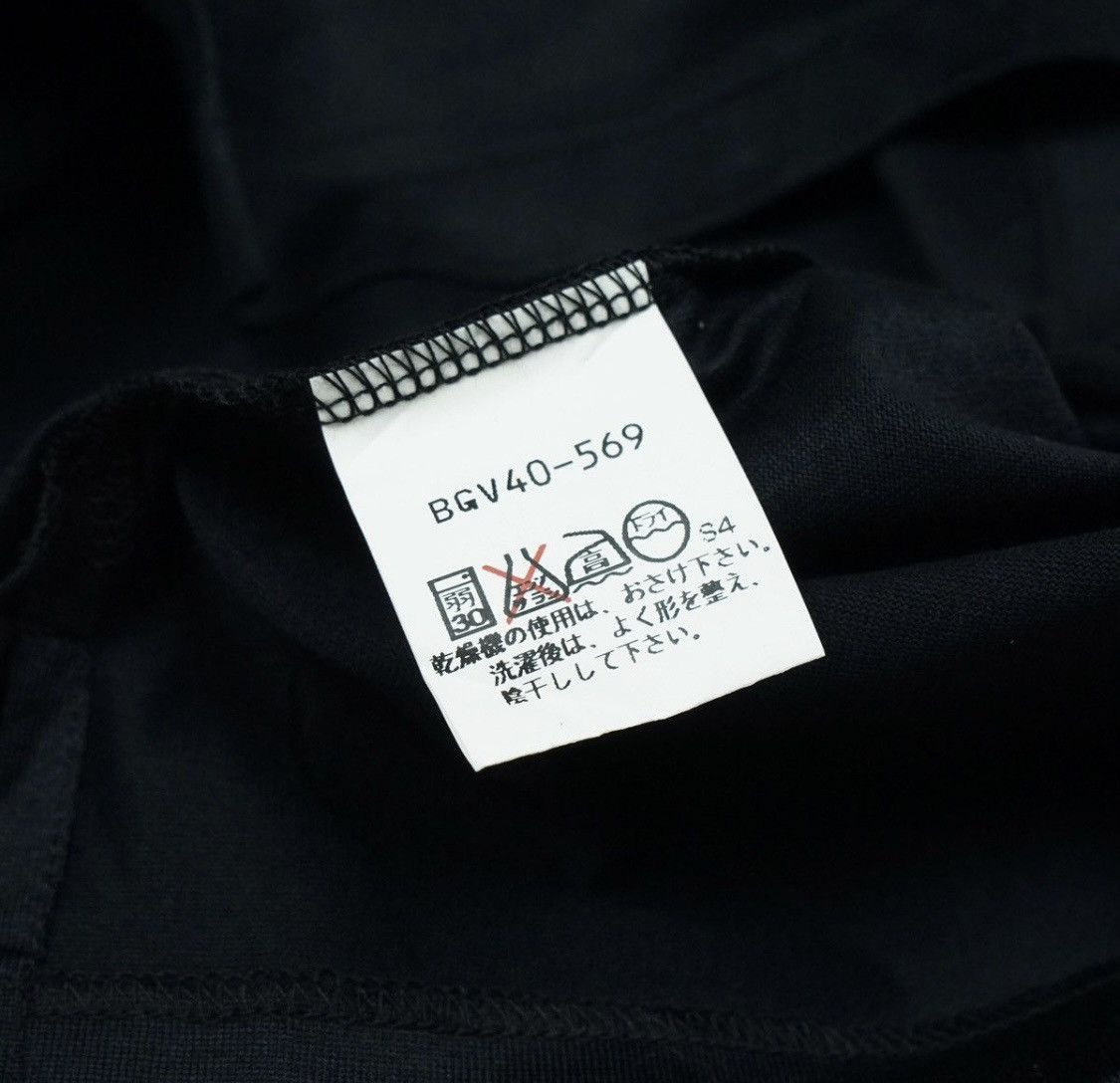 Burberry BURBERRYS LONDON Size US M / EU 48-50 / 2 - 8 Thumbnail