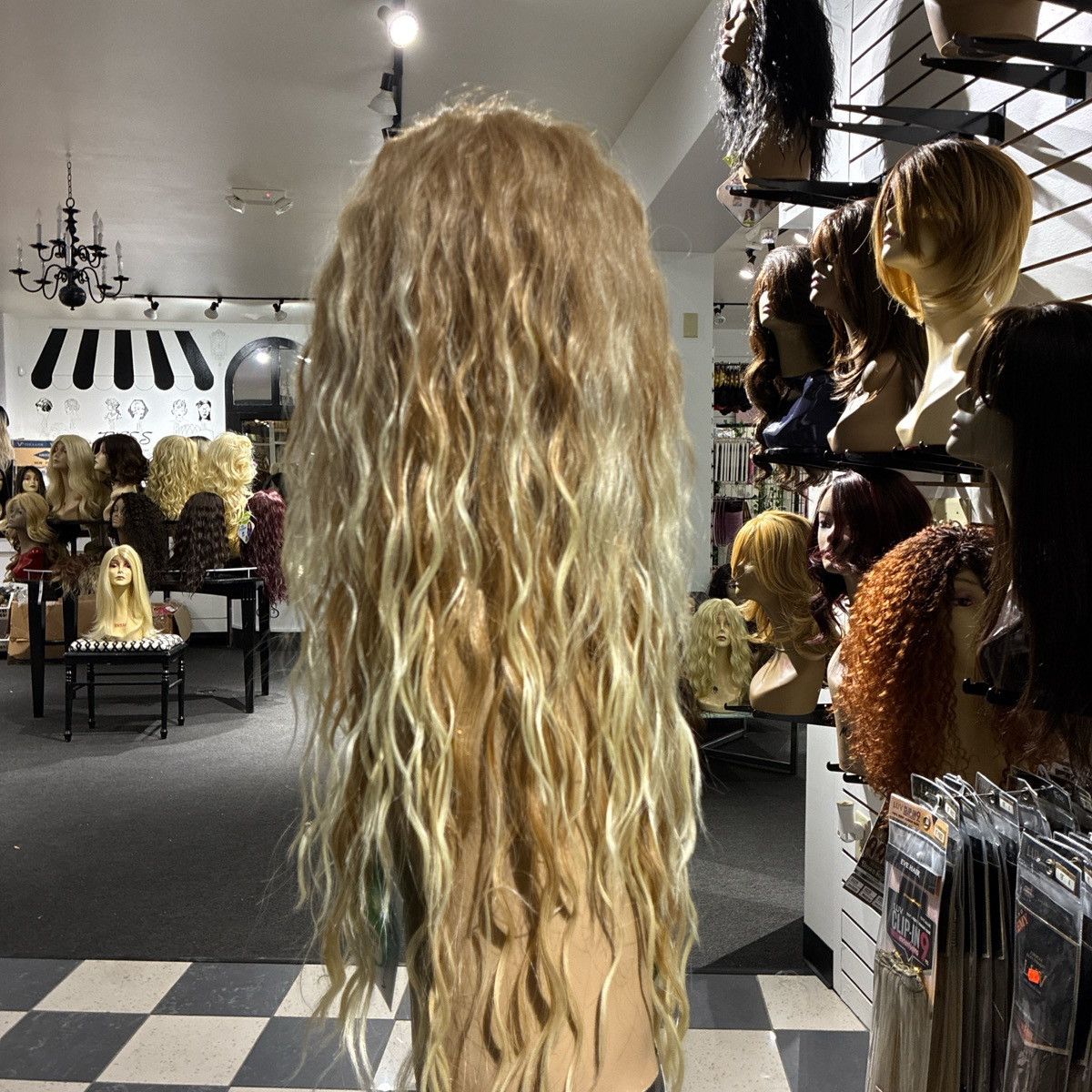Other Tess wigs Size ONE SIZE - 7 Thumbnail