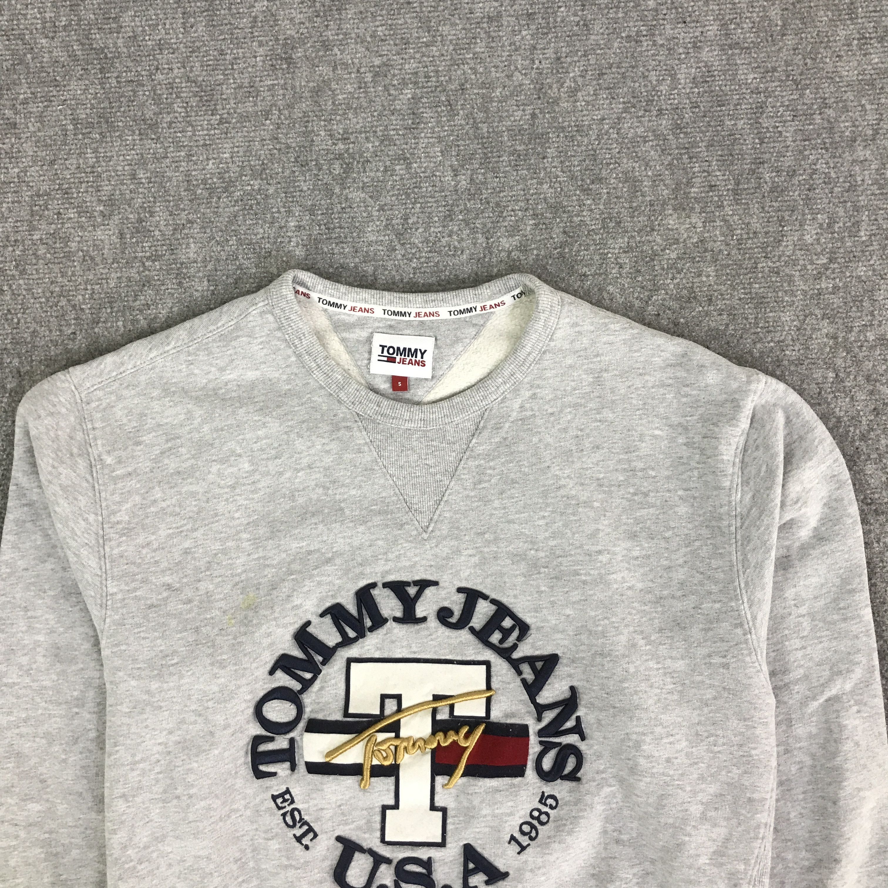 Tommy Jeans TOMMY JEANS BIG LOGO SWEATSHIRT K119B10 Size US S / EU 44-46 / 1 - 2 Thumbnail