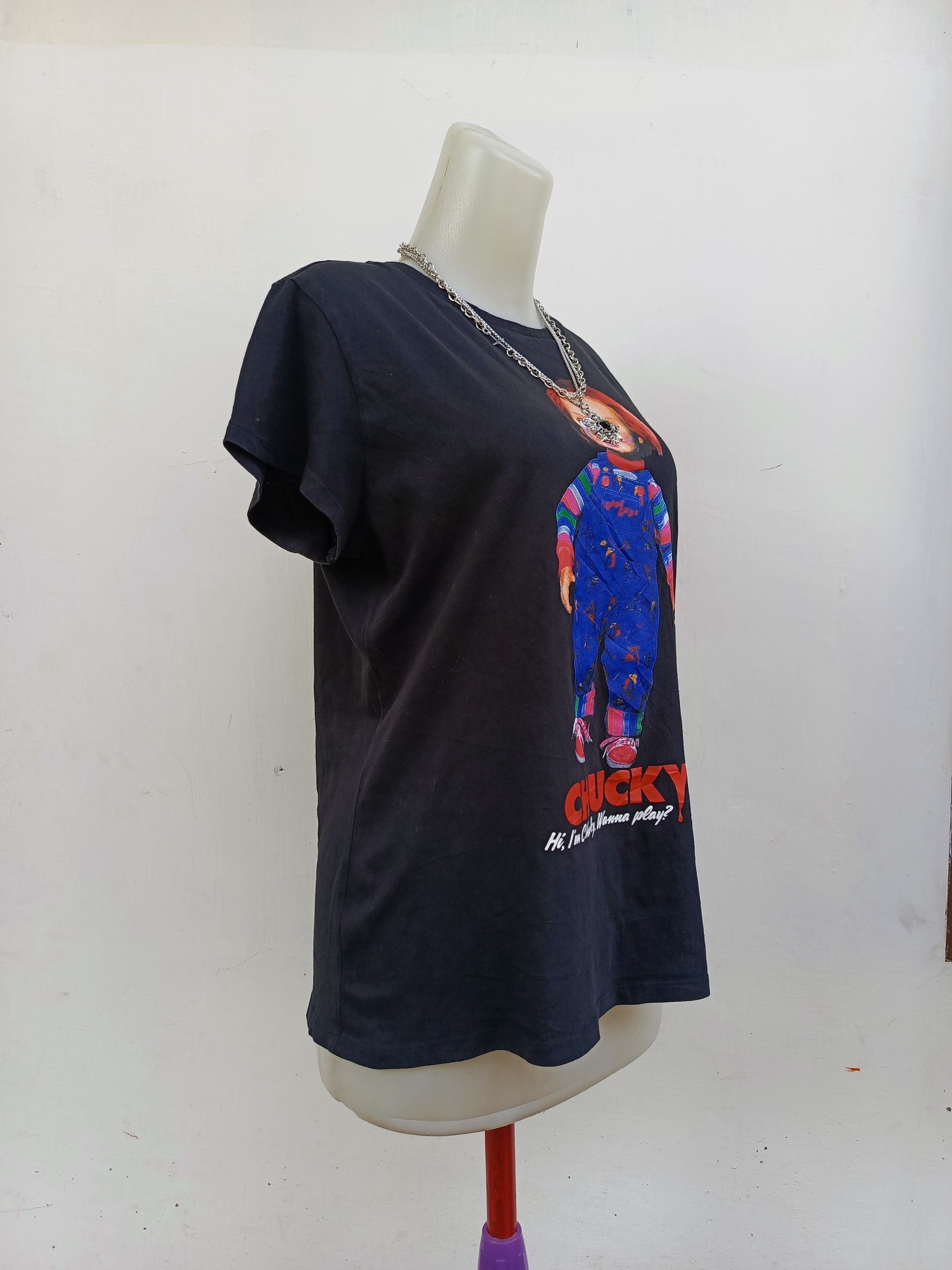 Japanese Brand Uniqlo Chucky T-Shirt “Wanna Play?” Graphic Tee Size L / US 10 / IT 46 - 3 Thumbnail