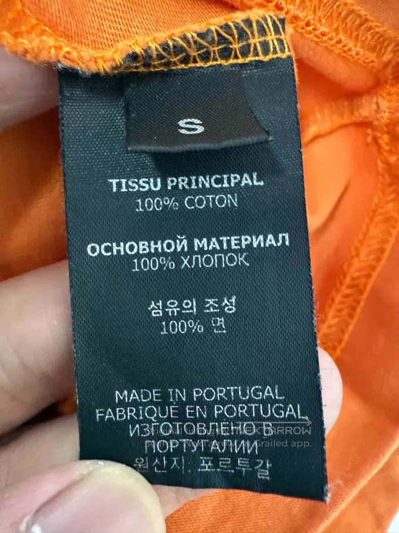 Vetements VETEMENTS Short Sleeve Size US S / EU 44-46 / 1 - 6 Thumbnail