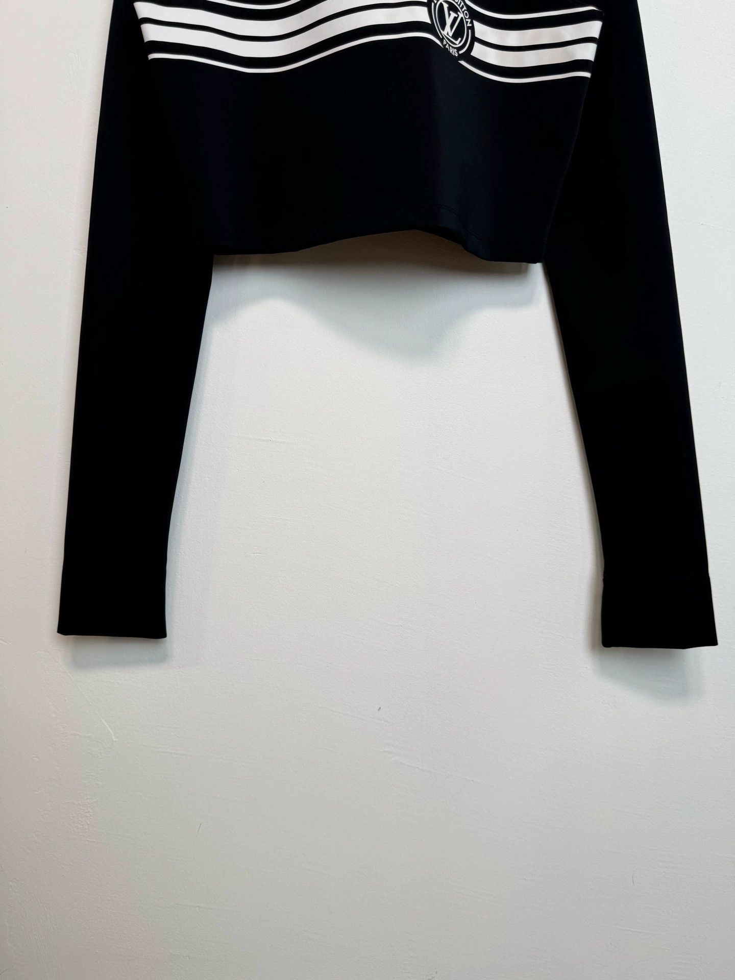 Louis Vuitton LV Hoodie Size M New Size M / US 6-8 / IT 42-44 - 4 Thumbnail