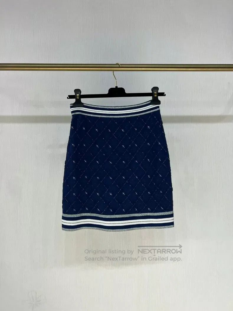 Chanel Chanel Blue knitted skirt Size 24" / US 00 / IT 34 - 3 Thumbnail